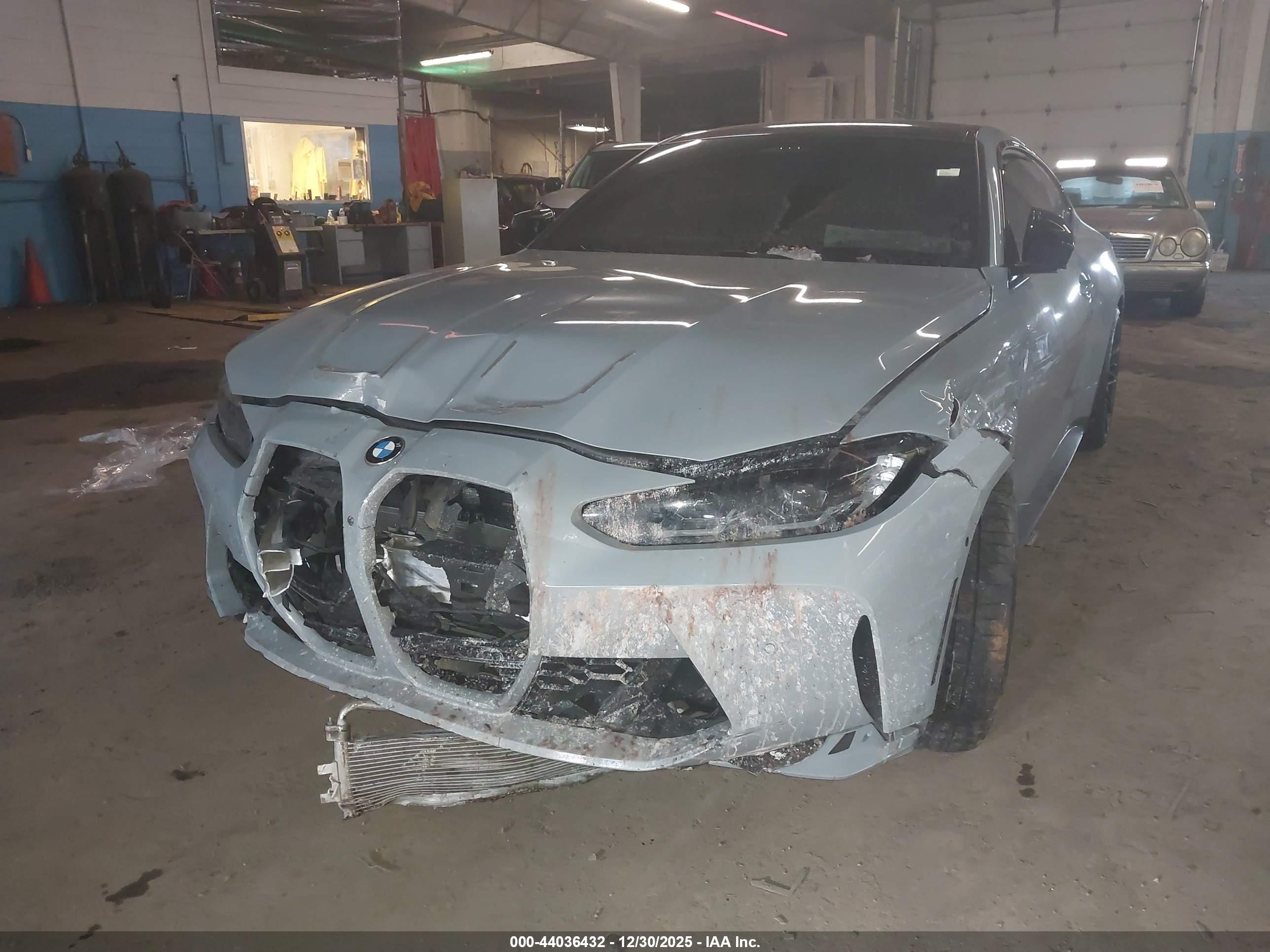 BMW M4 image 6