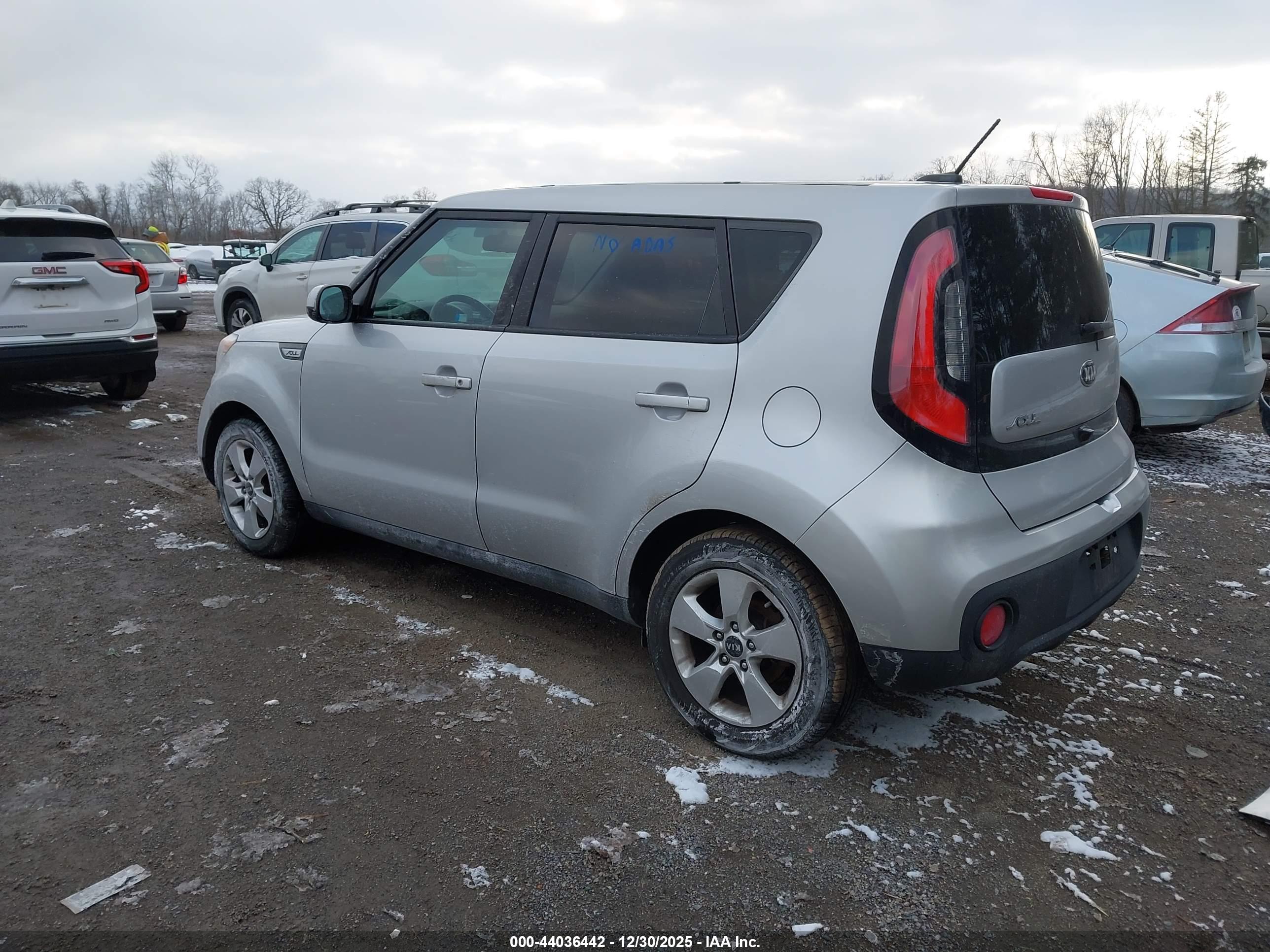 KIA SOUL image 3