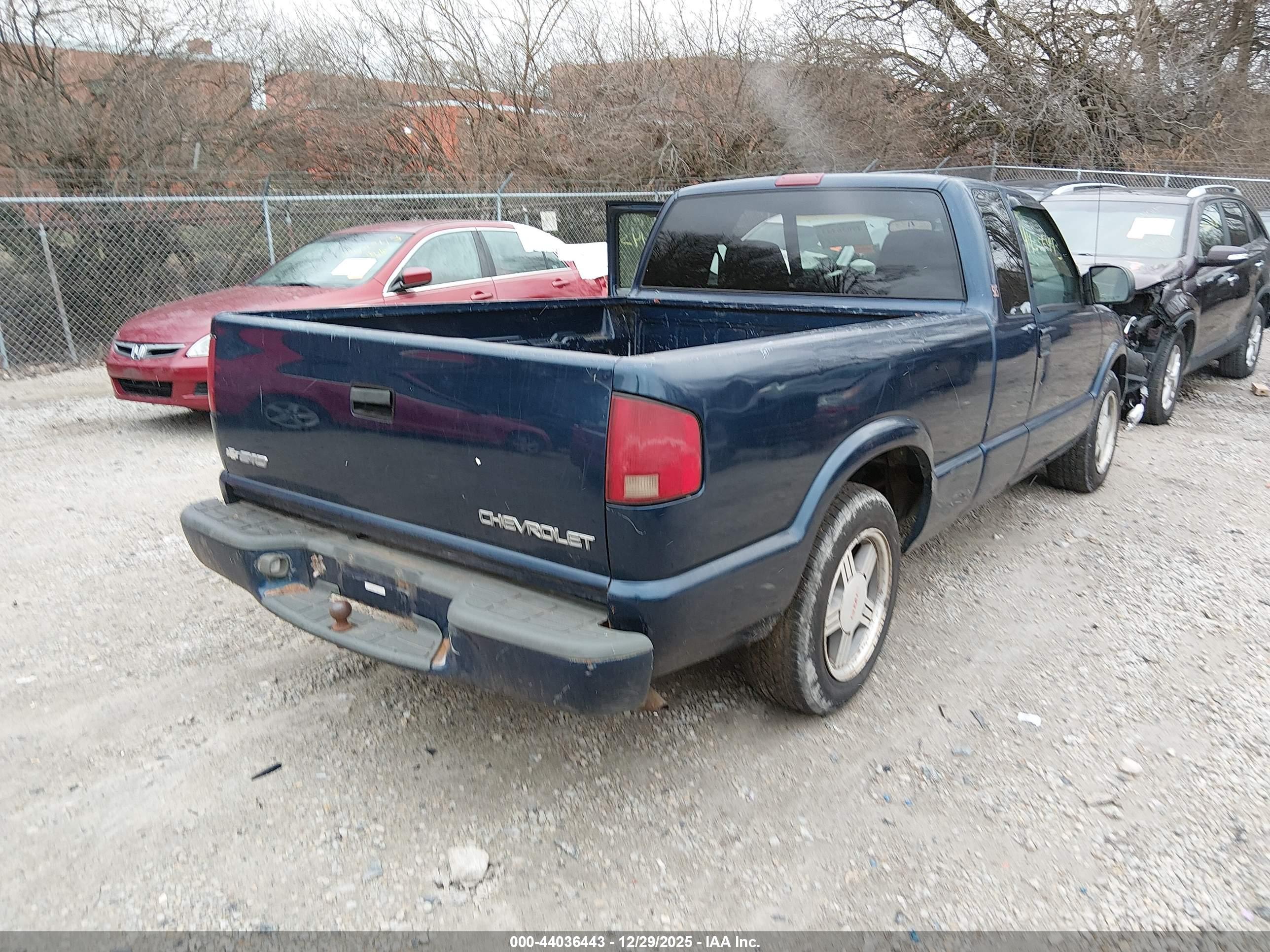 GMC SONOMA image 4
