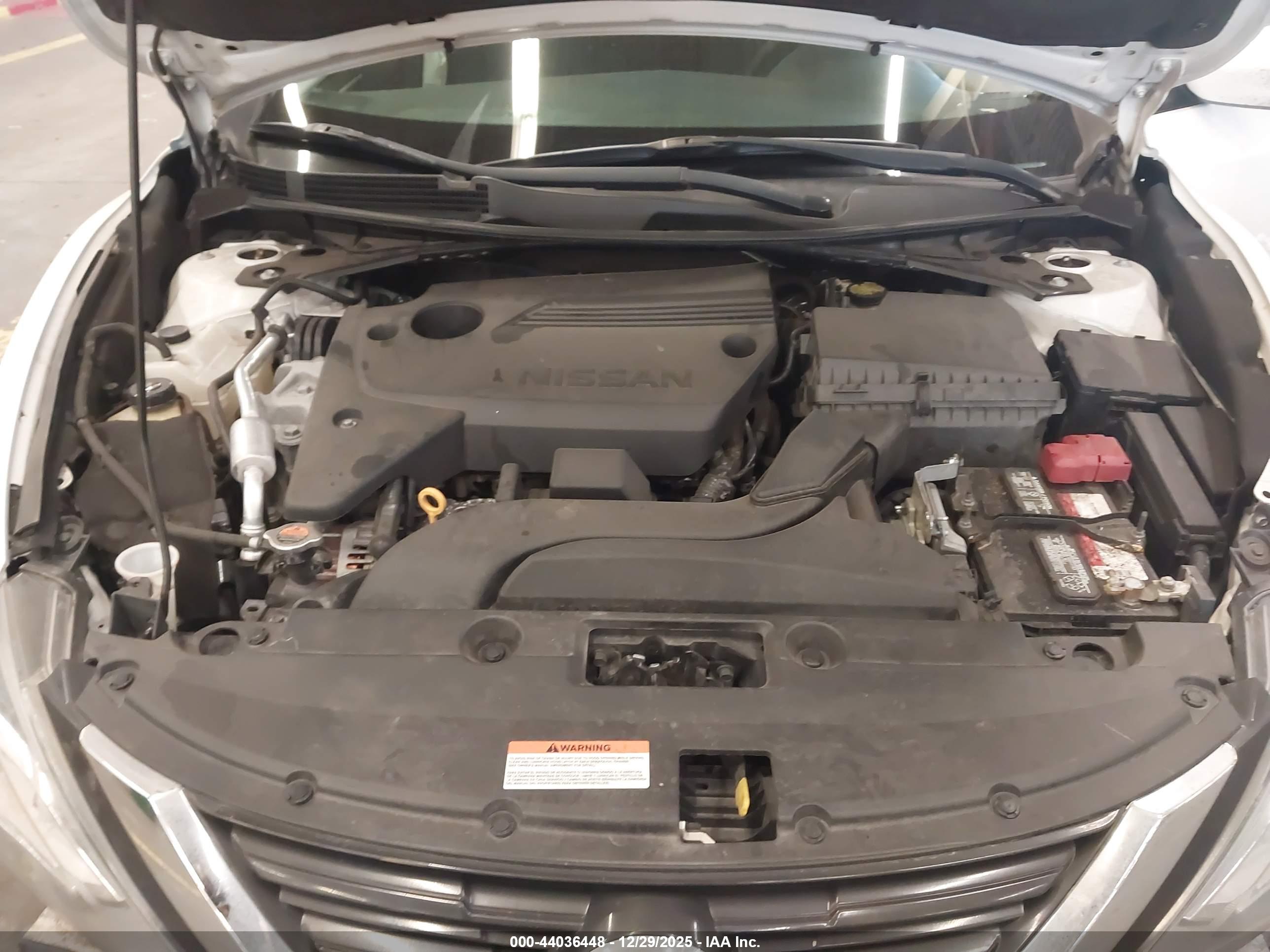 NISSAN ALTIMA image 10