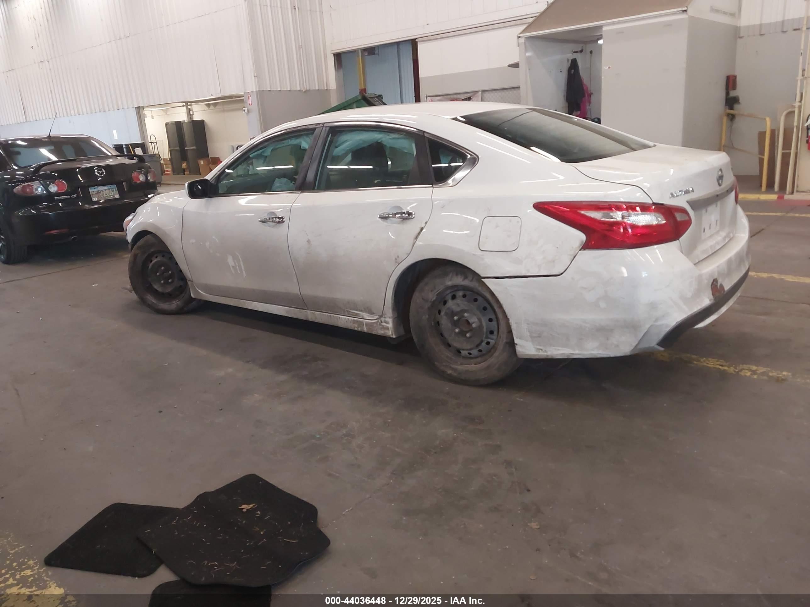 NISSAN ALTIMA image 3