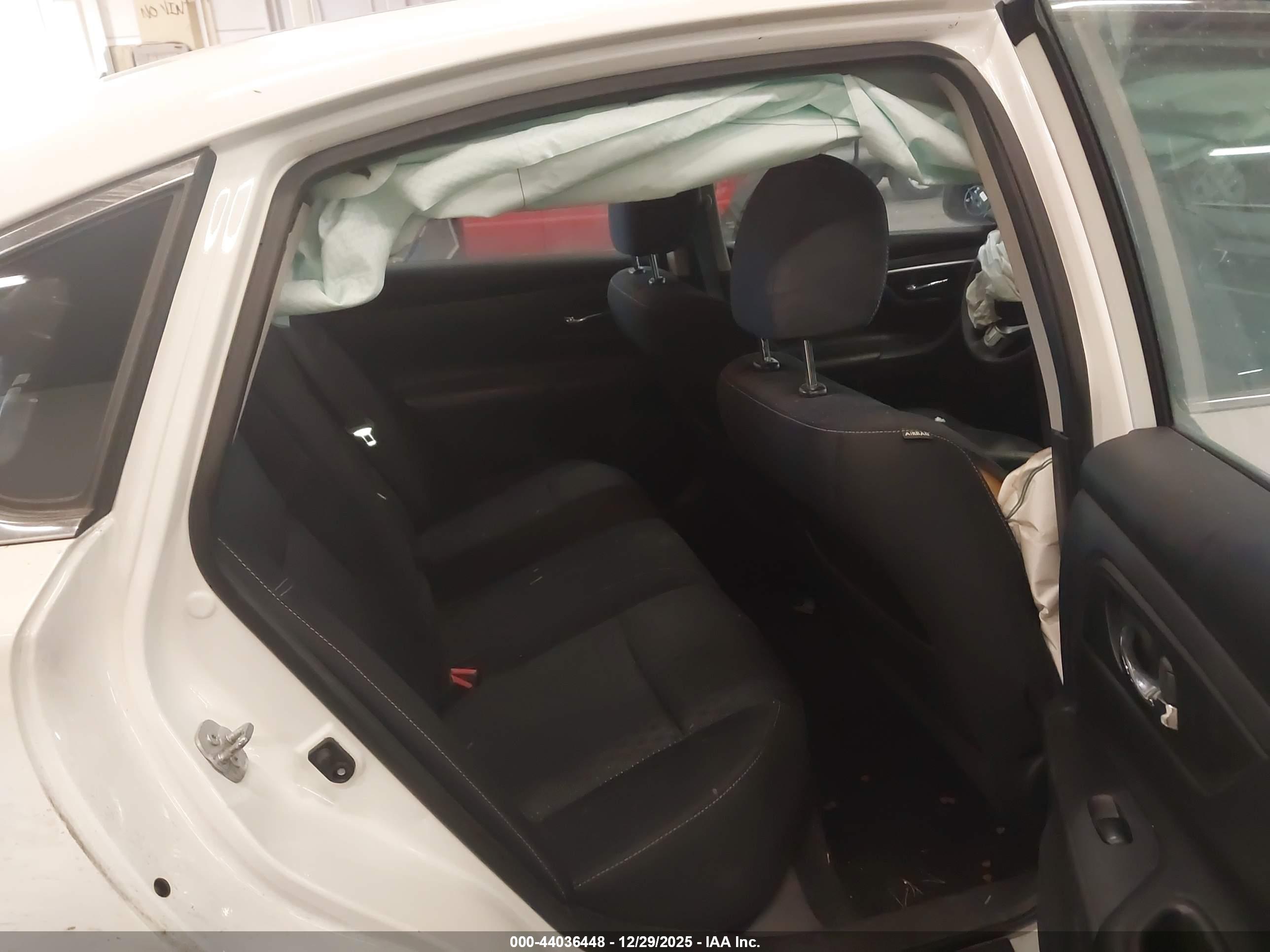NISSAN ALTIMA image 8