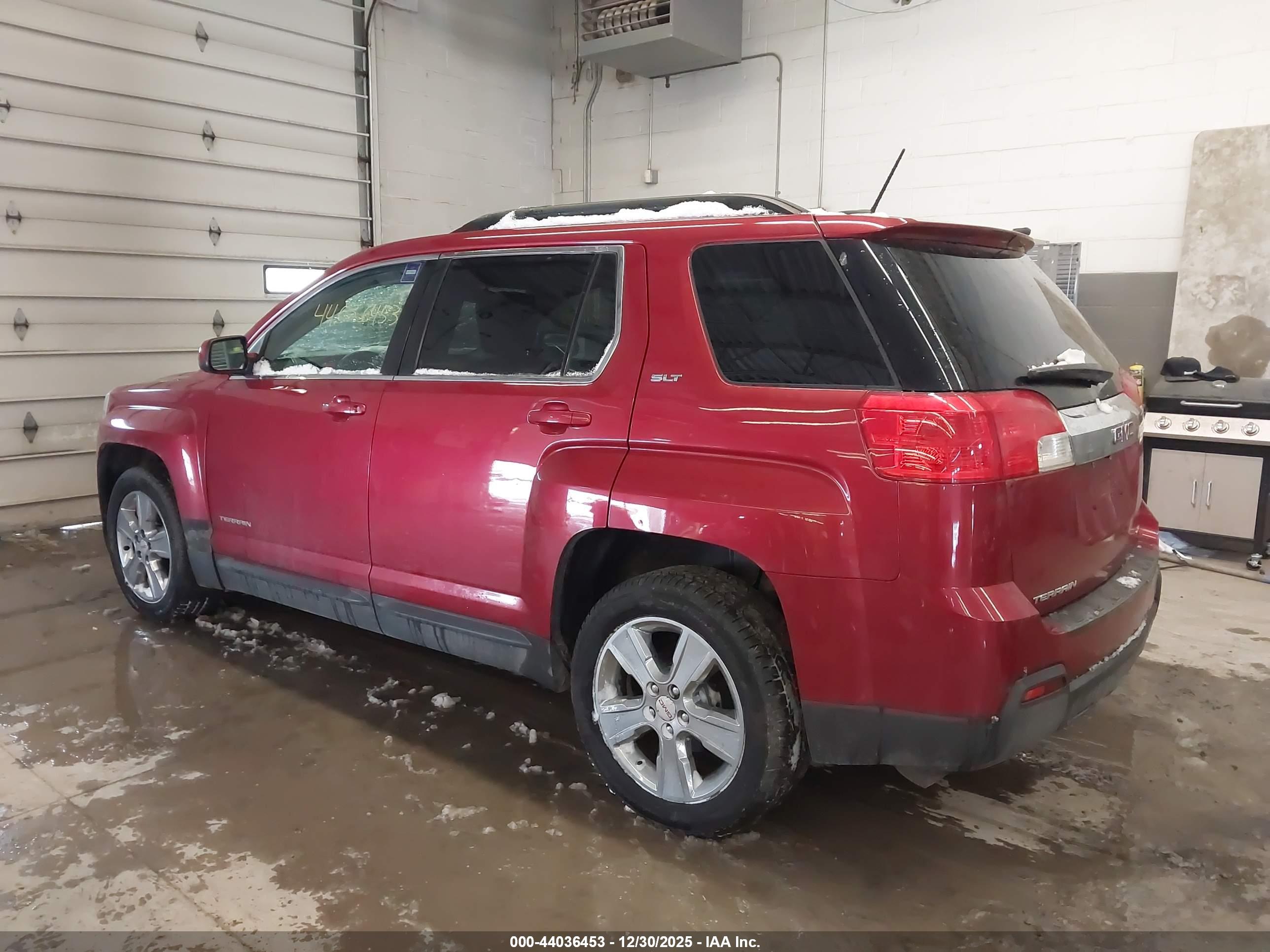 GMC TERRAIN image 3