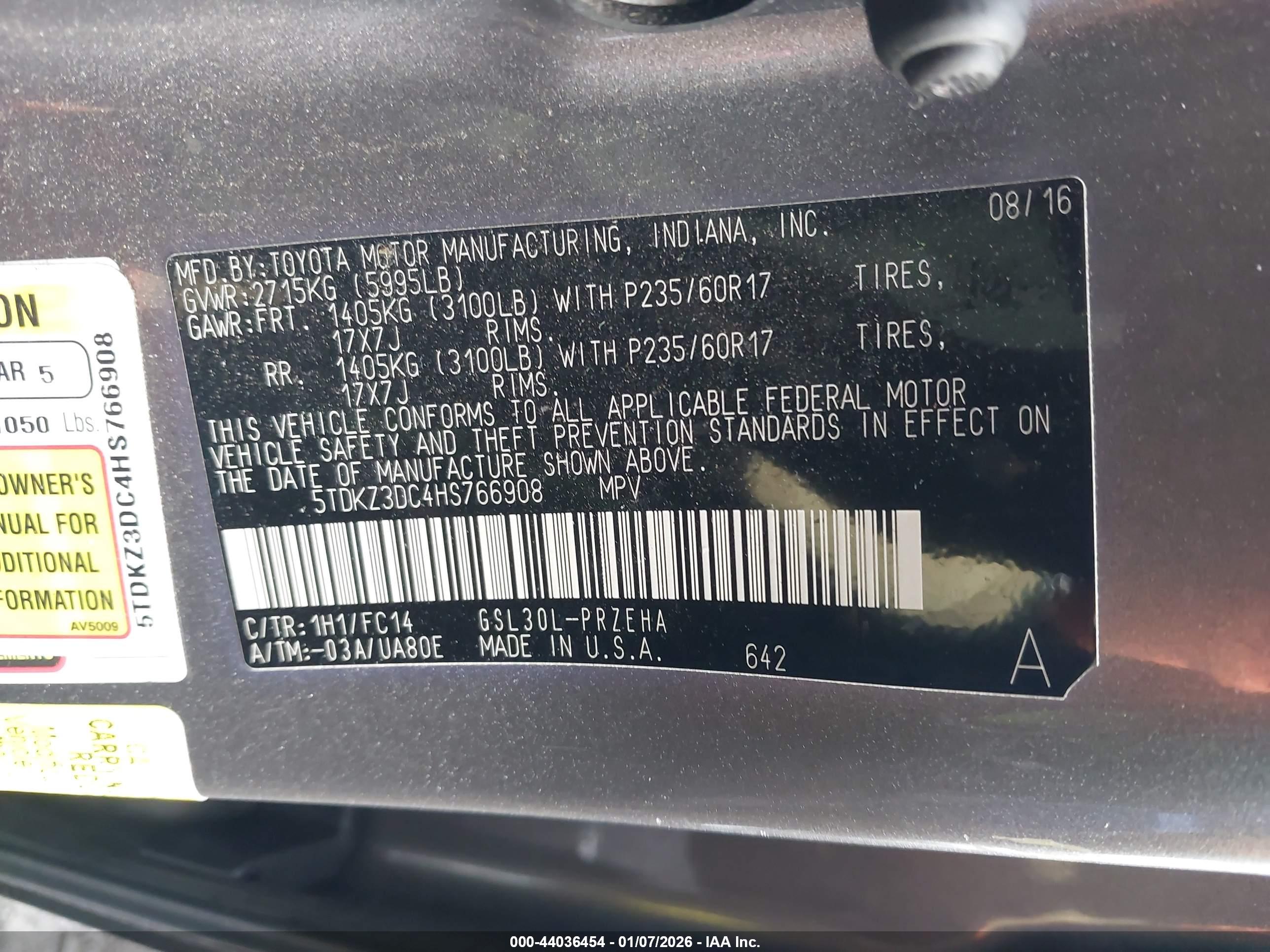 TOYOTA SIENNA image 9