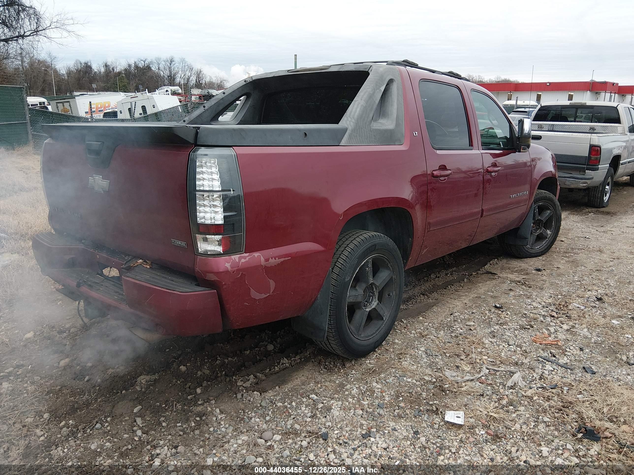 CHEVROLET AVALANCHE image 4