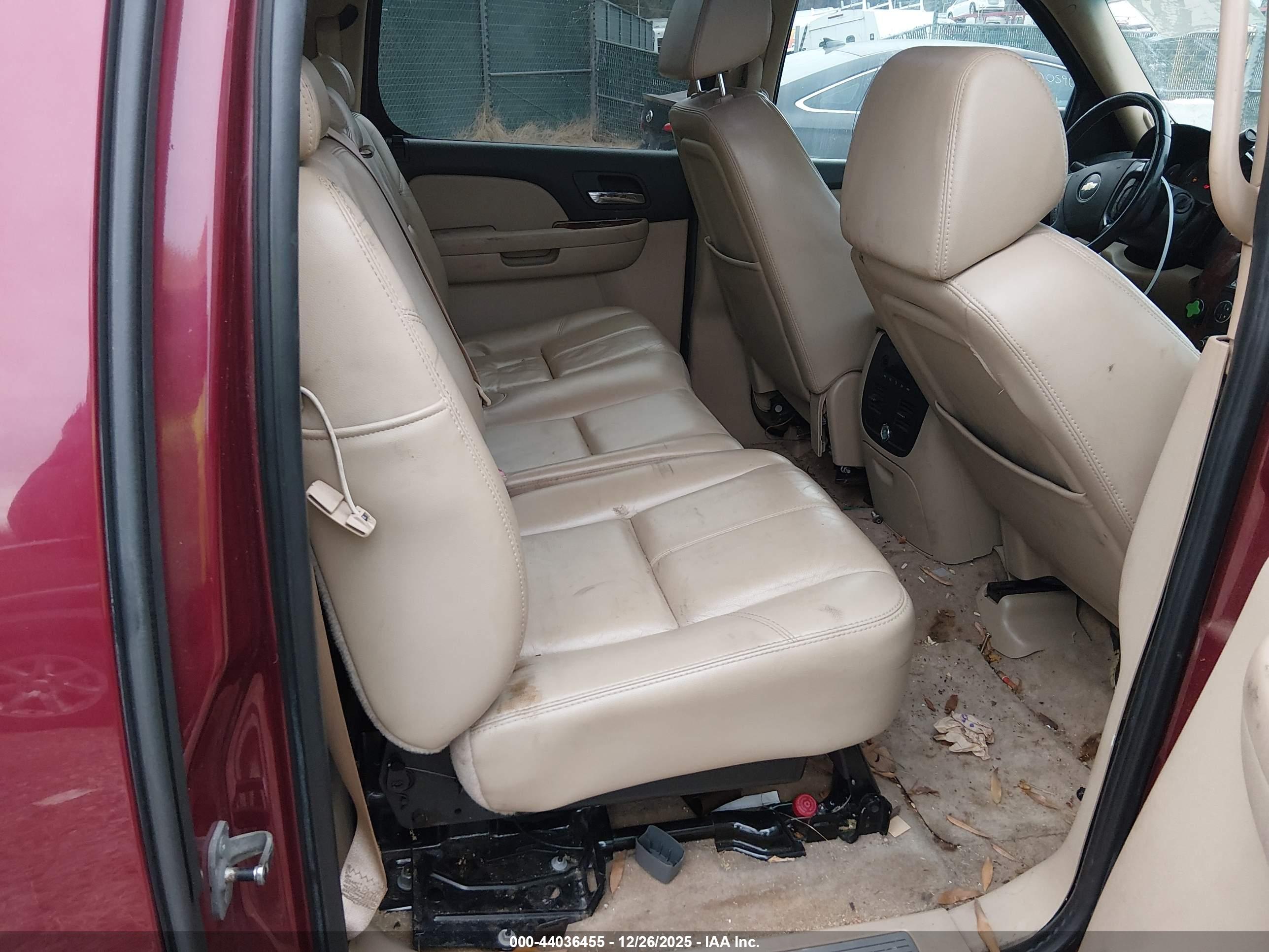 CHEVROLET AVALANCHE image 8
