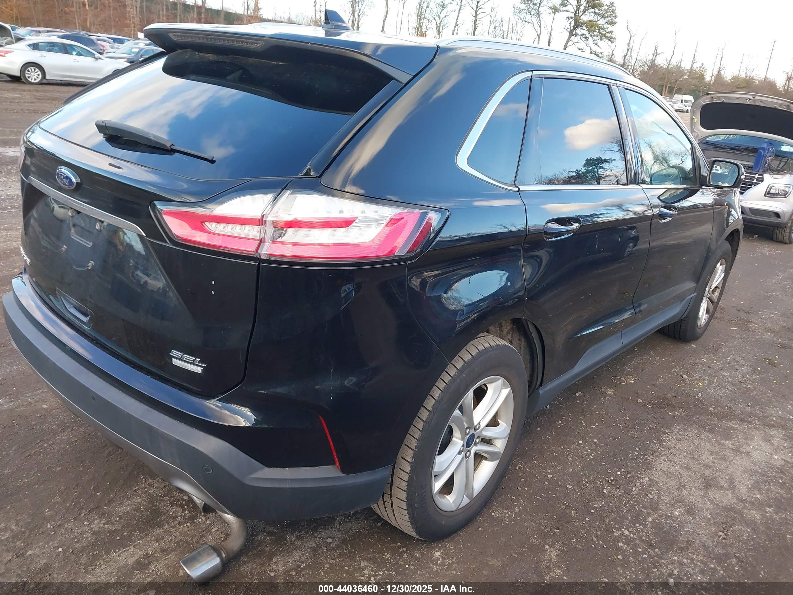 FORD EDGE image 4