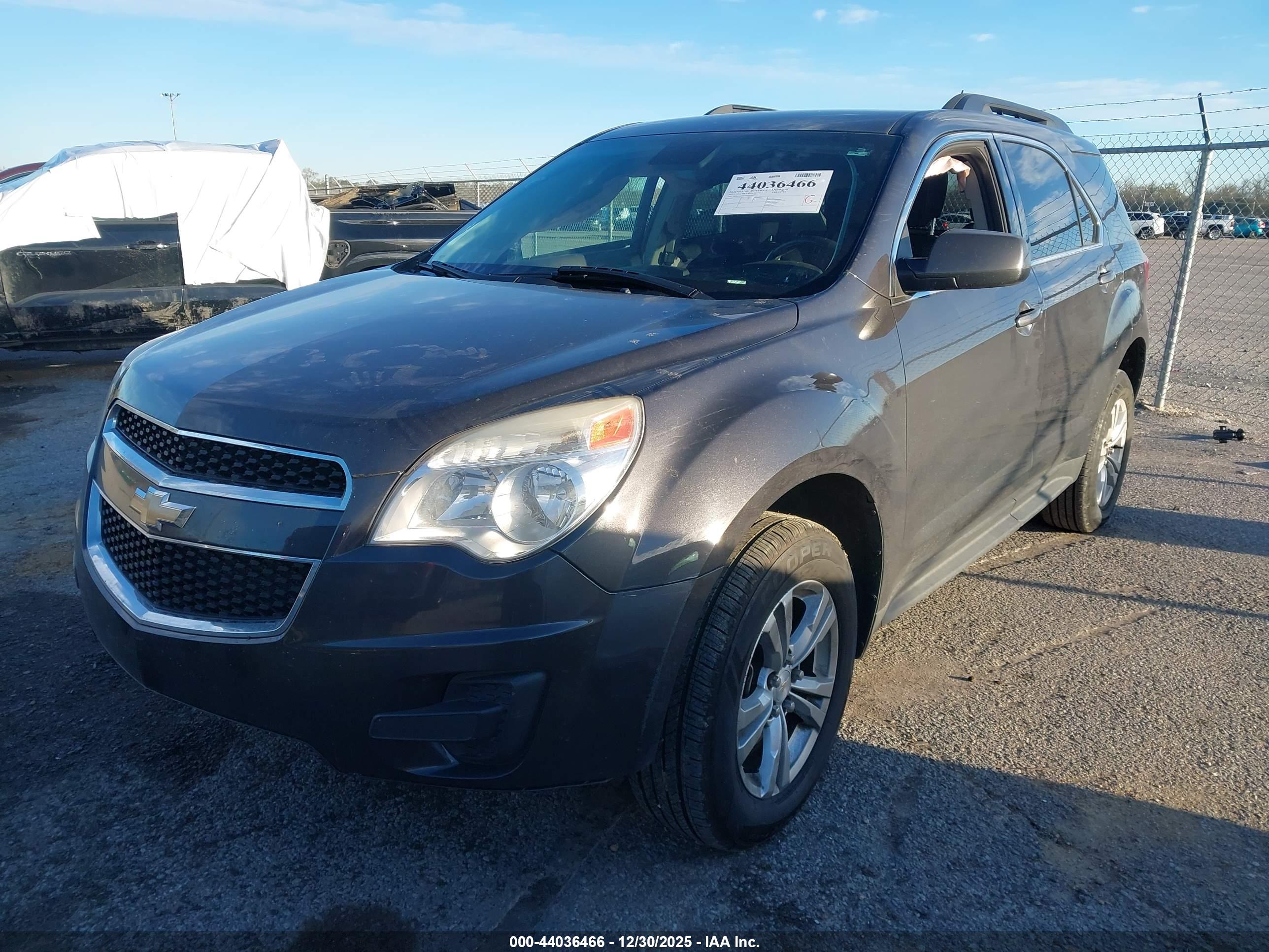 CHEVROLET EQUINOX image 2