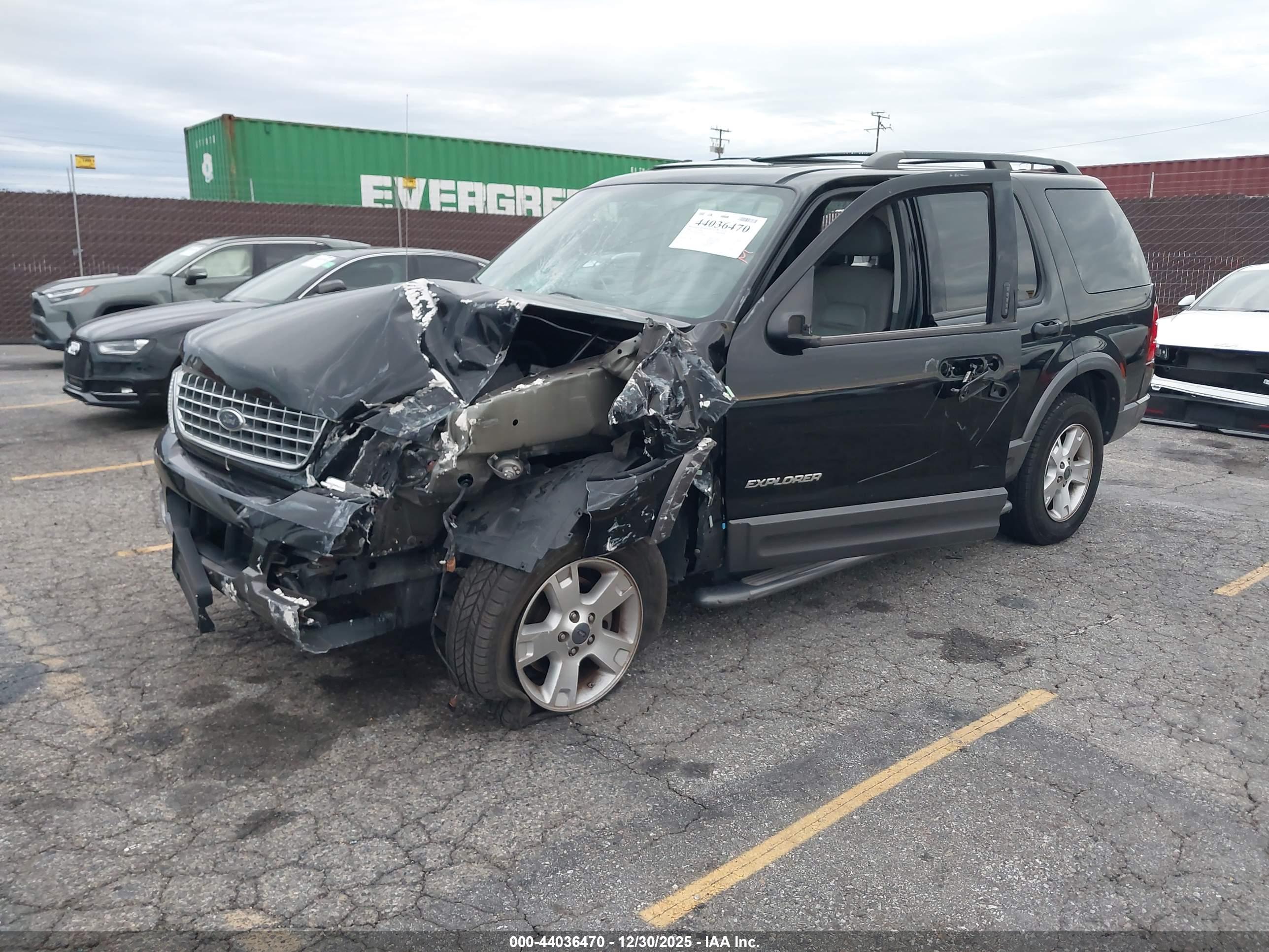 FORD EXPLORER image 2