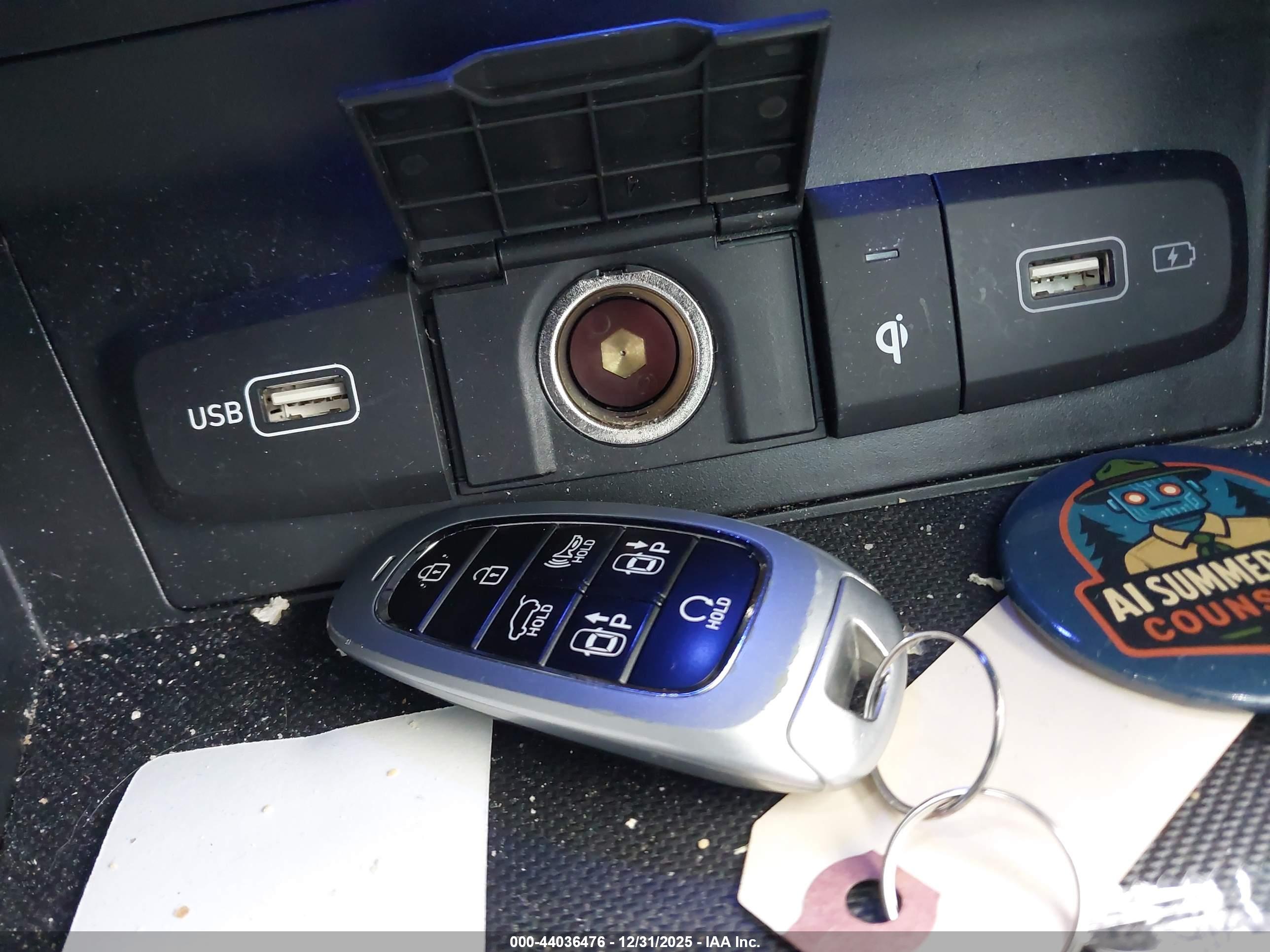 HYUNDAI TUCSON image 11