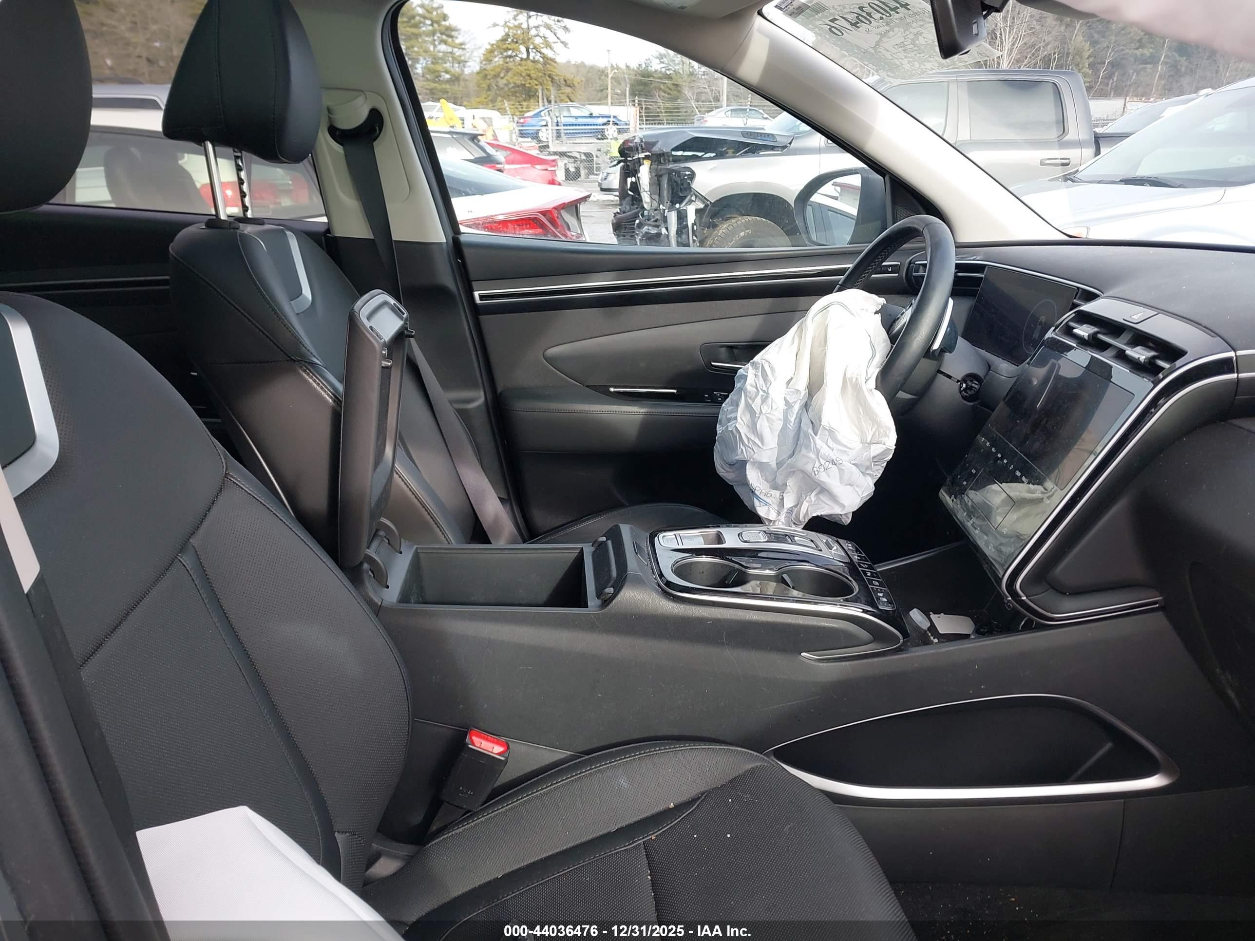 HYUNDAI TUCSON image 5