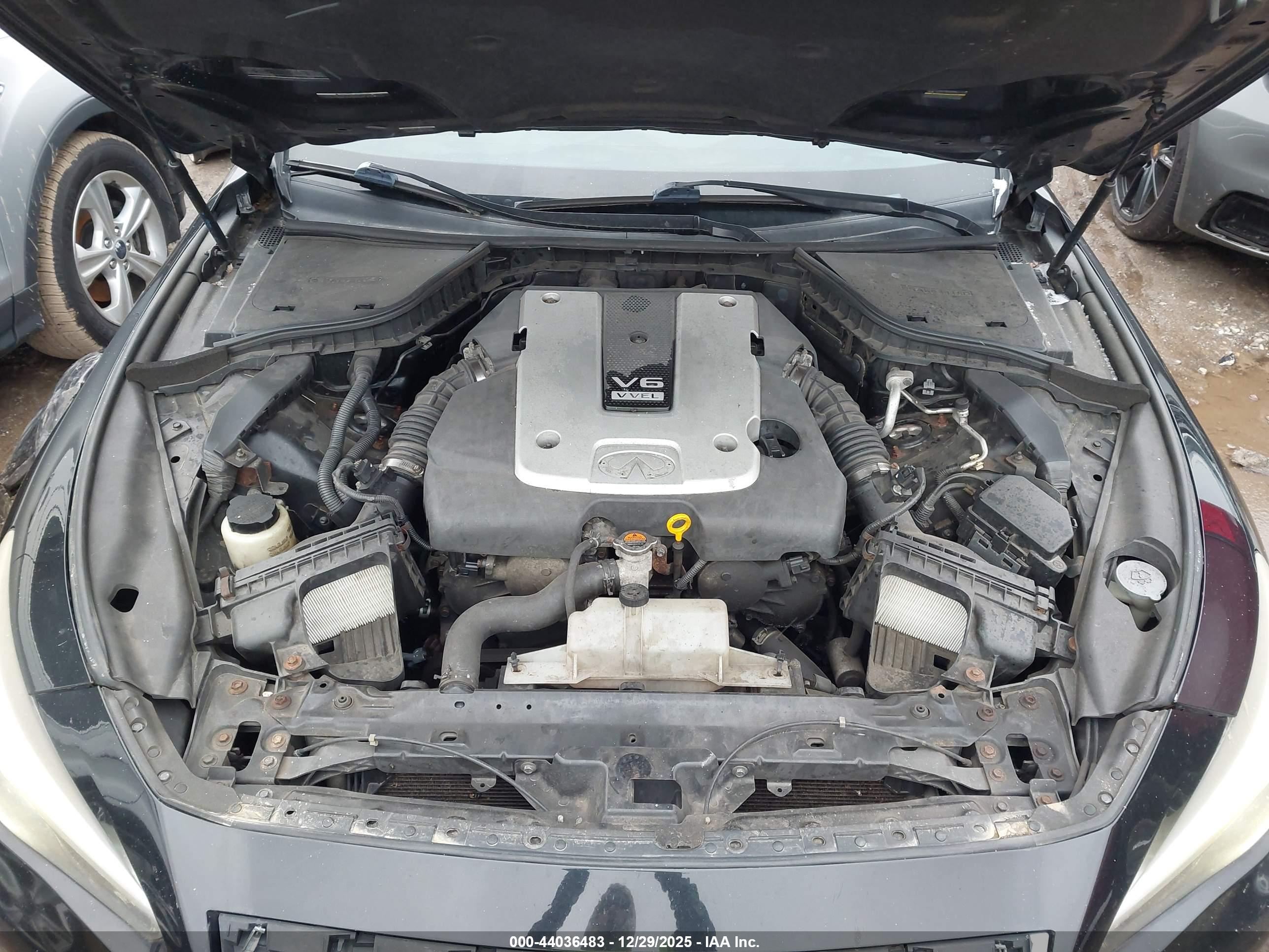 INFINITI Q50 image 10