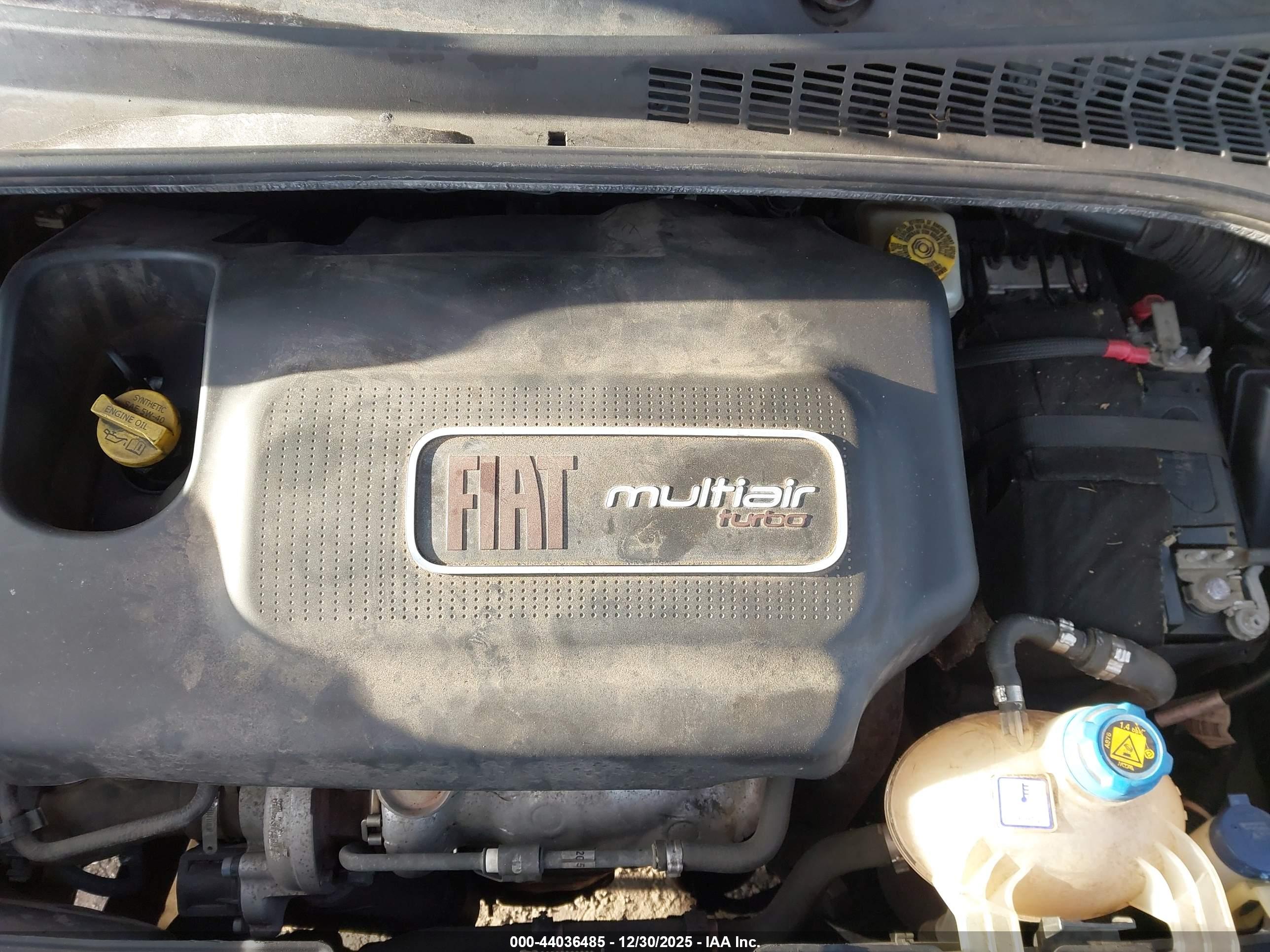 FIAT 500L image 10