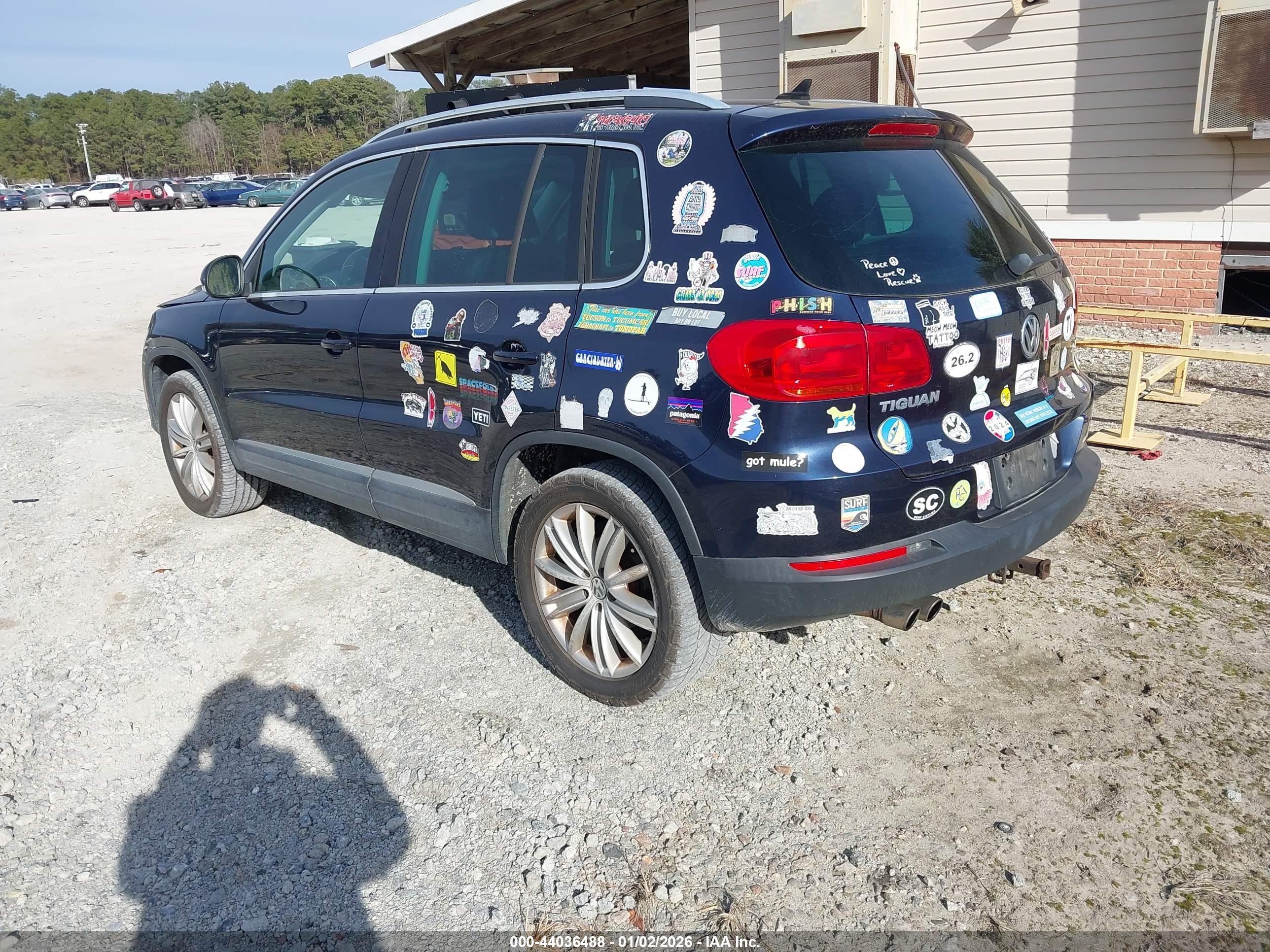 VOLKSWAGEN TIGUAN image 3