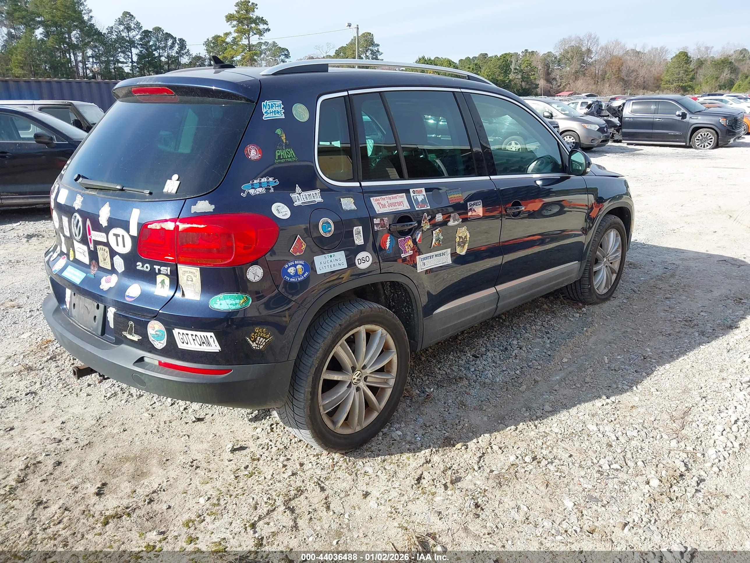 VOLKSWAGEN TIGUAN image 4