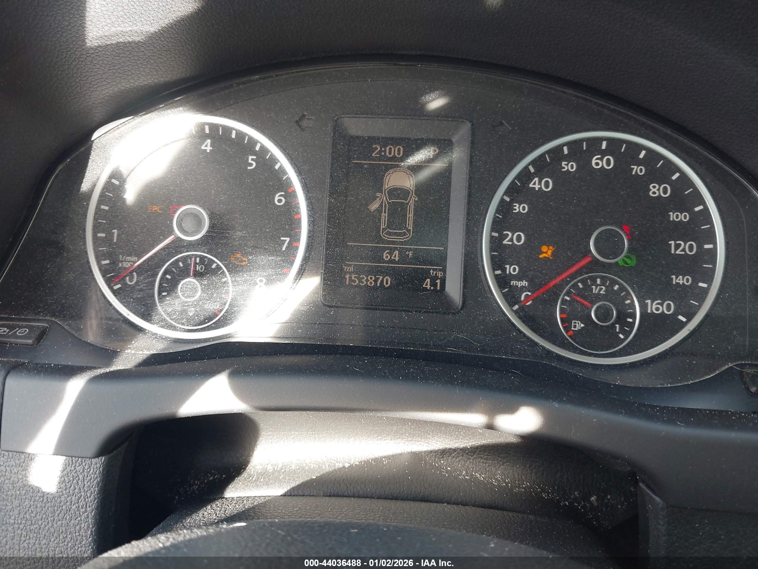 VOLKSWAGEN TIGUAN image 7