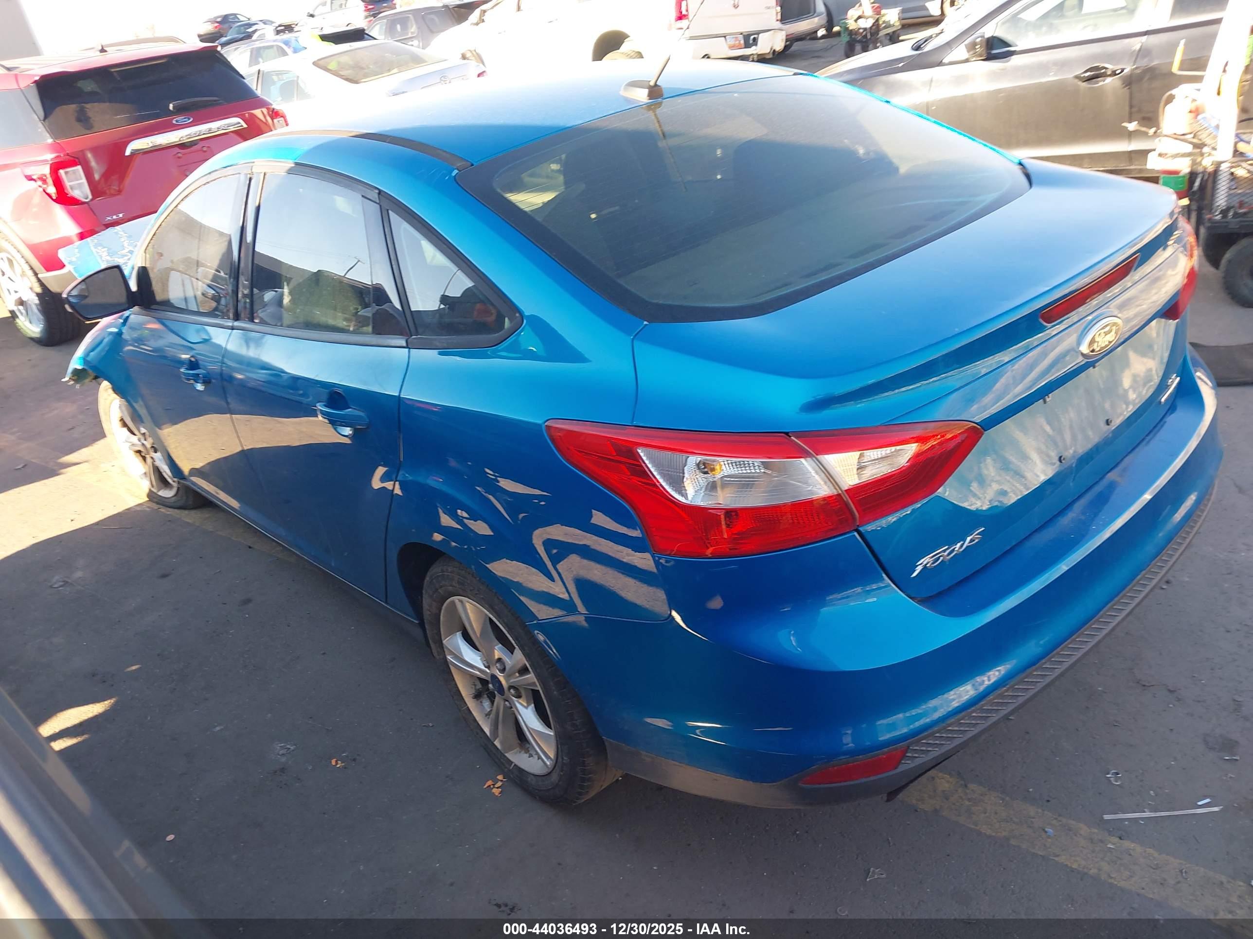 FORD FOCUS image 3
