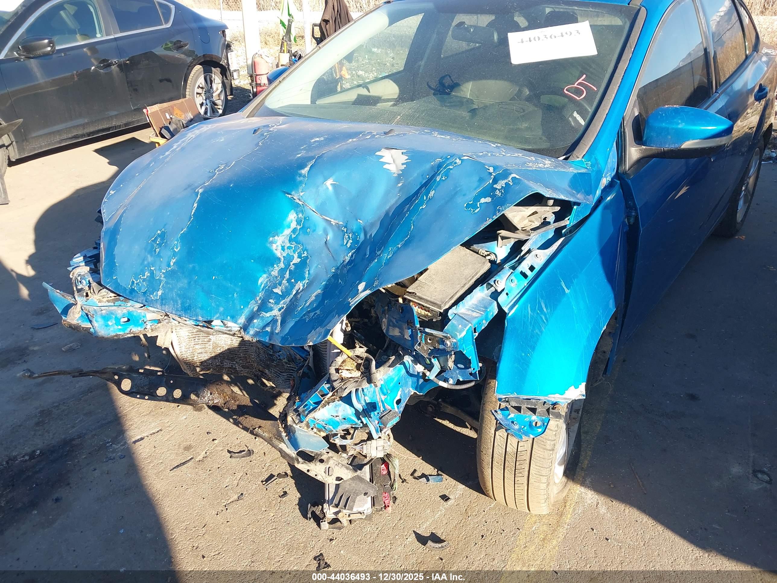 FORD FOCUS image 6