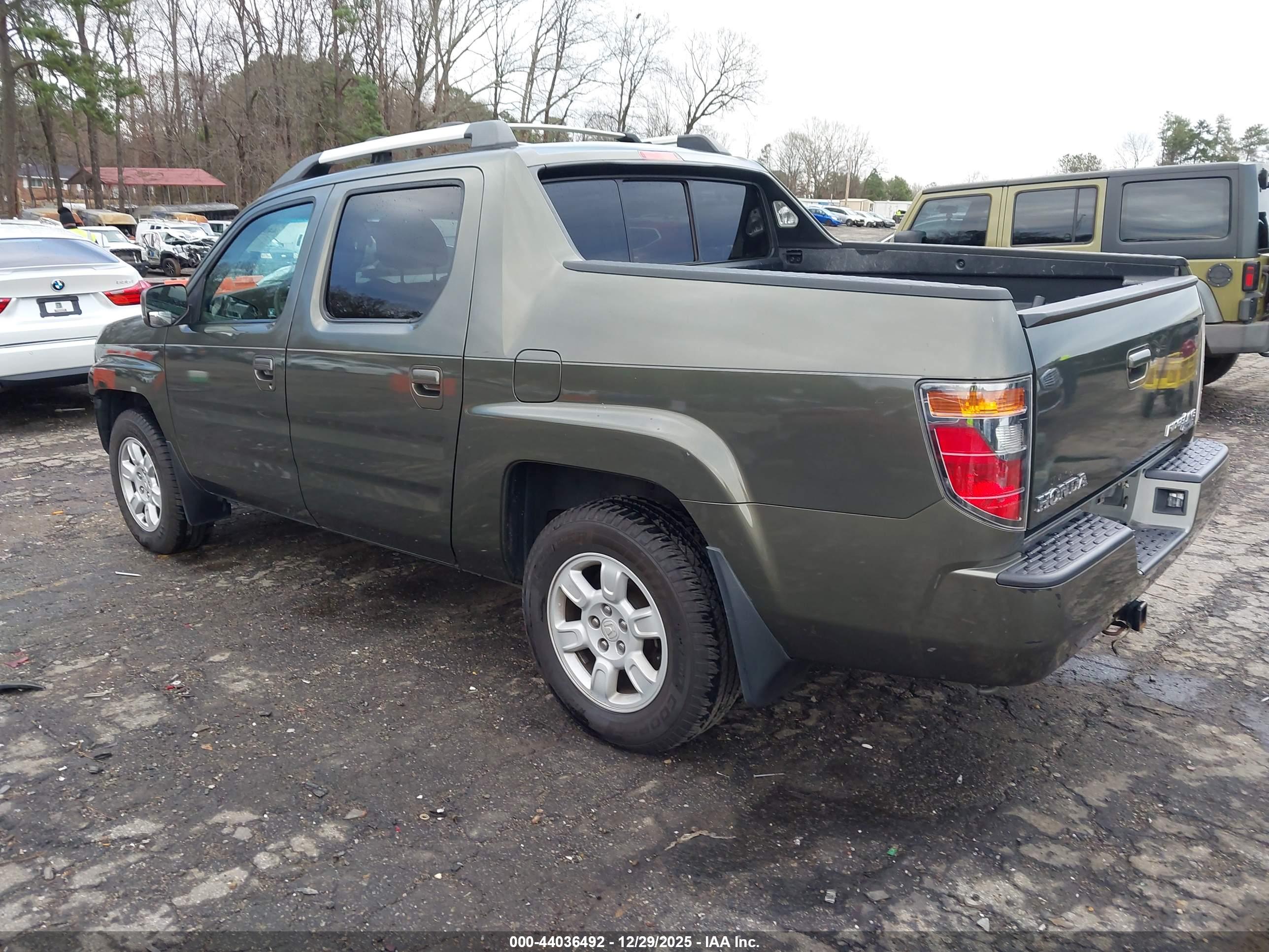 HONDA RIDGELINE image 3