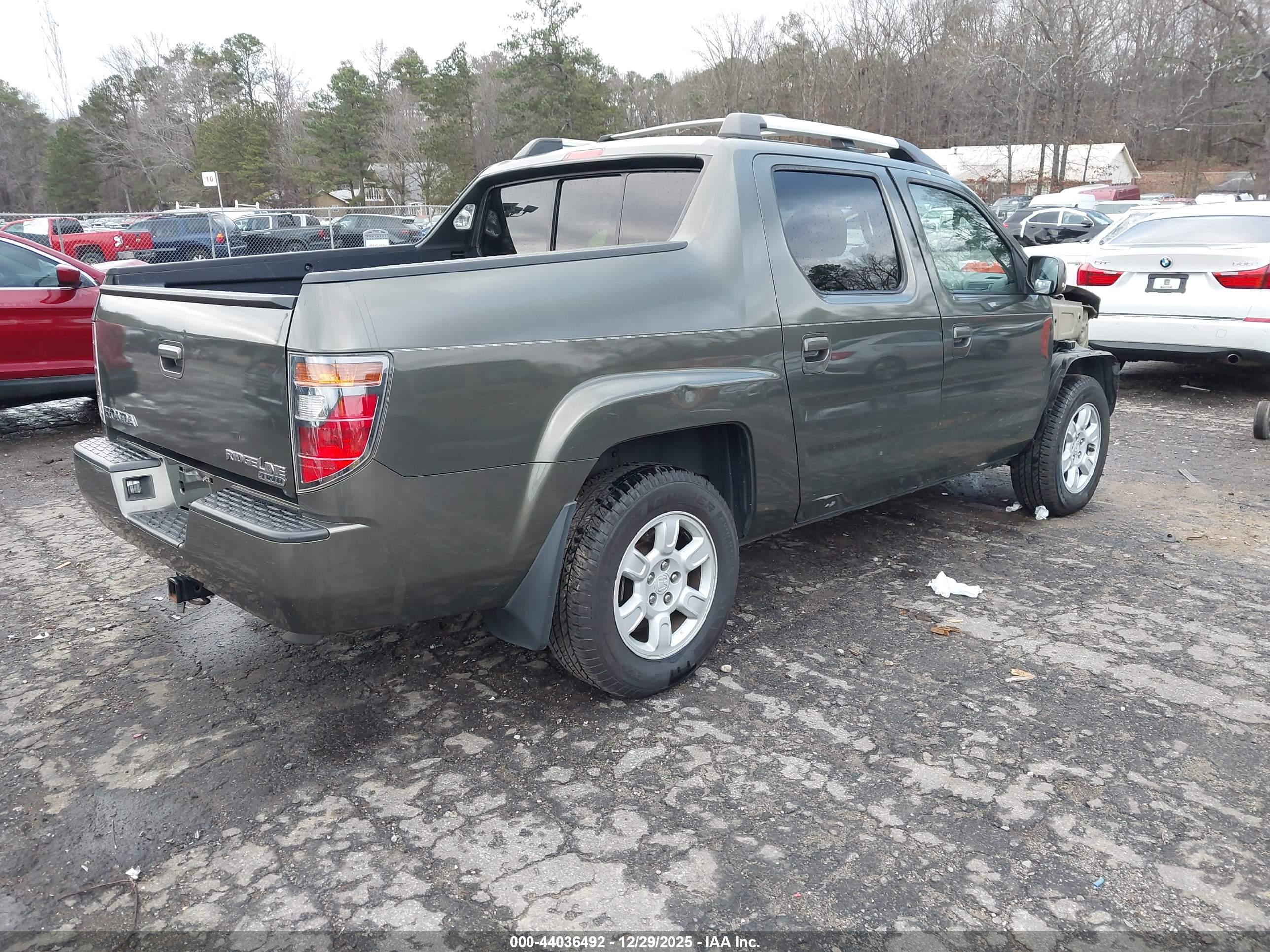 HONDA RIDGELINE image 4