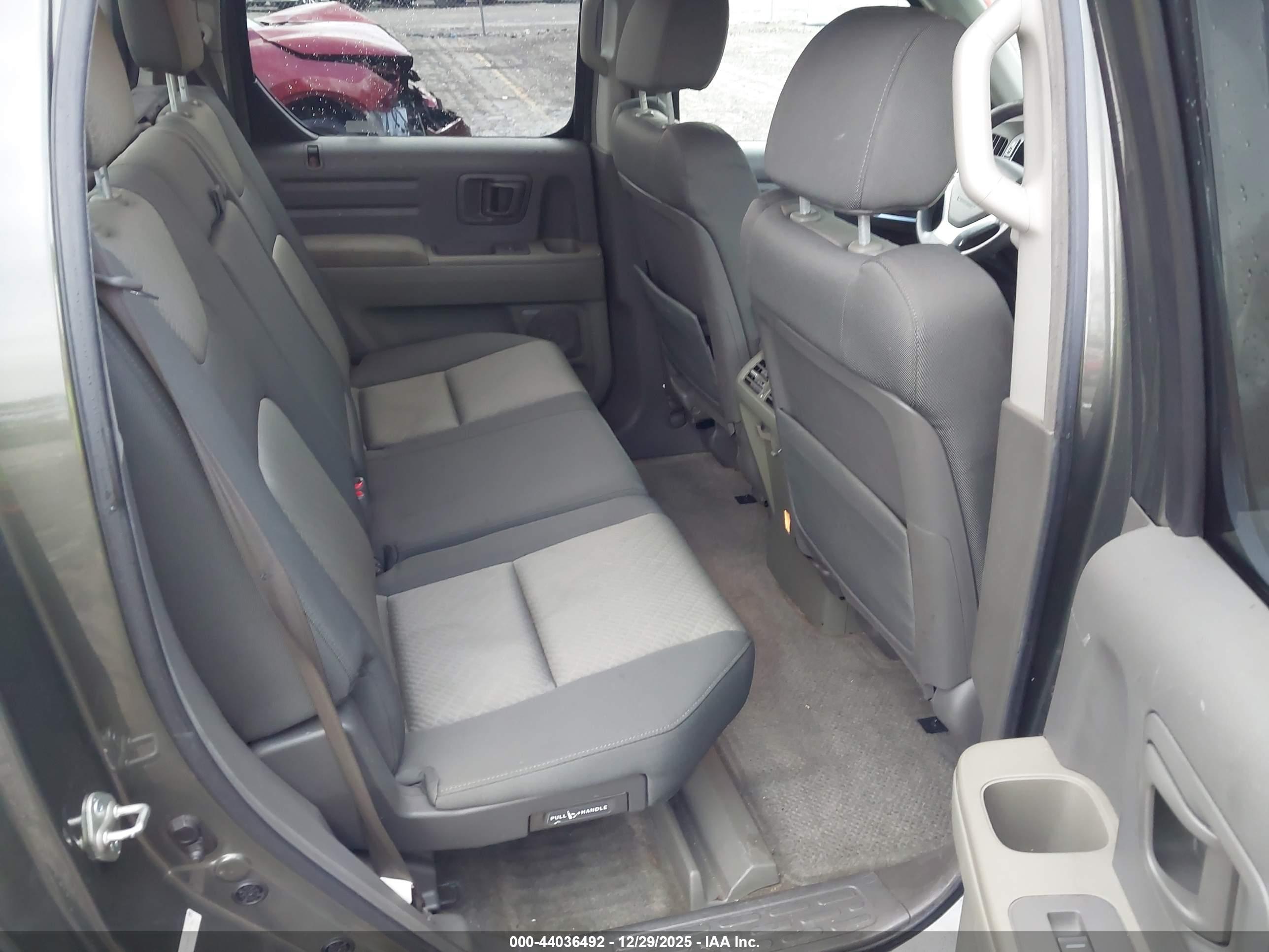 HONDA RIDGELINE image 8