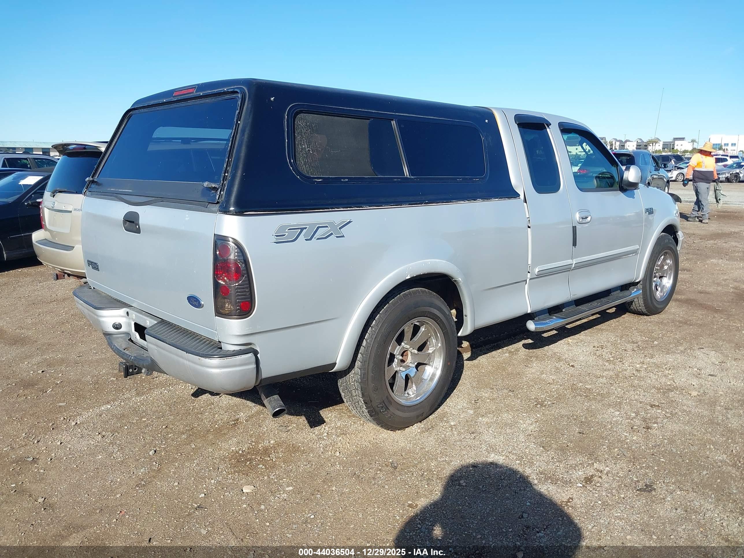 FORD F-150 image 4