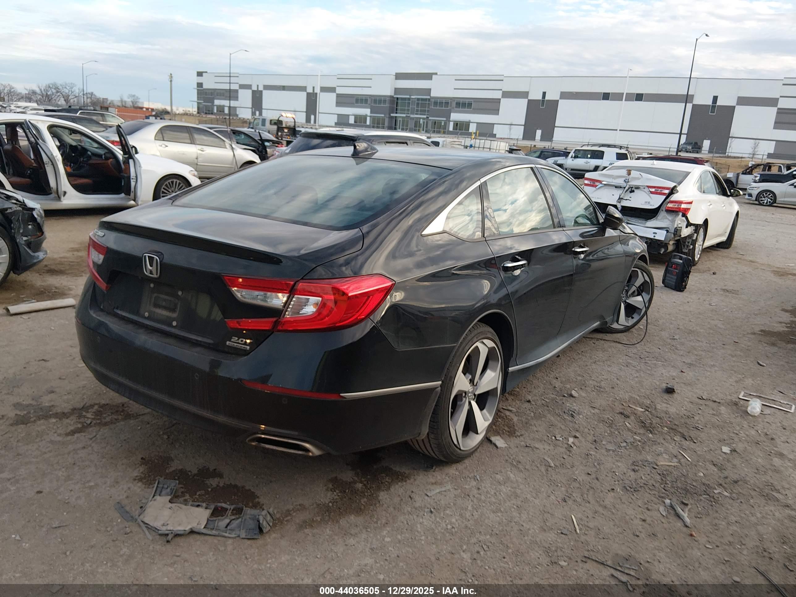 HONDA ACCORD image 4