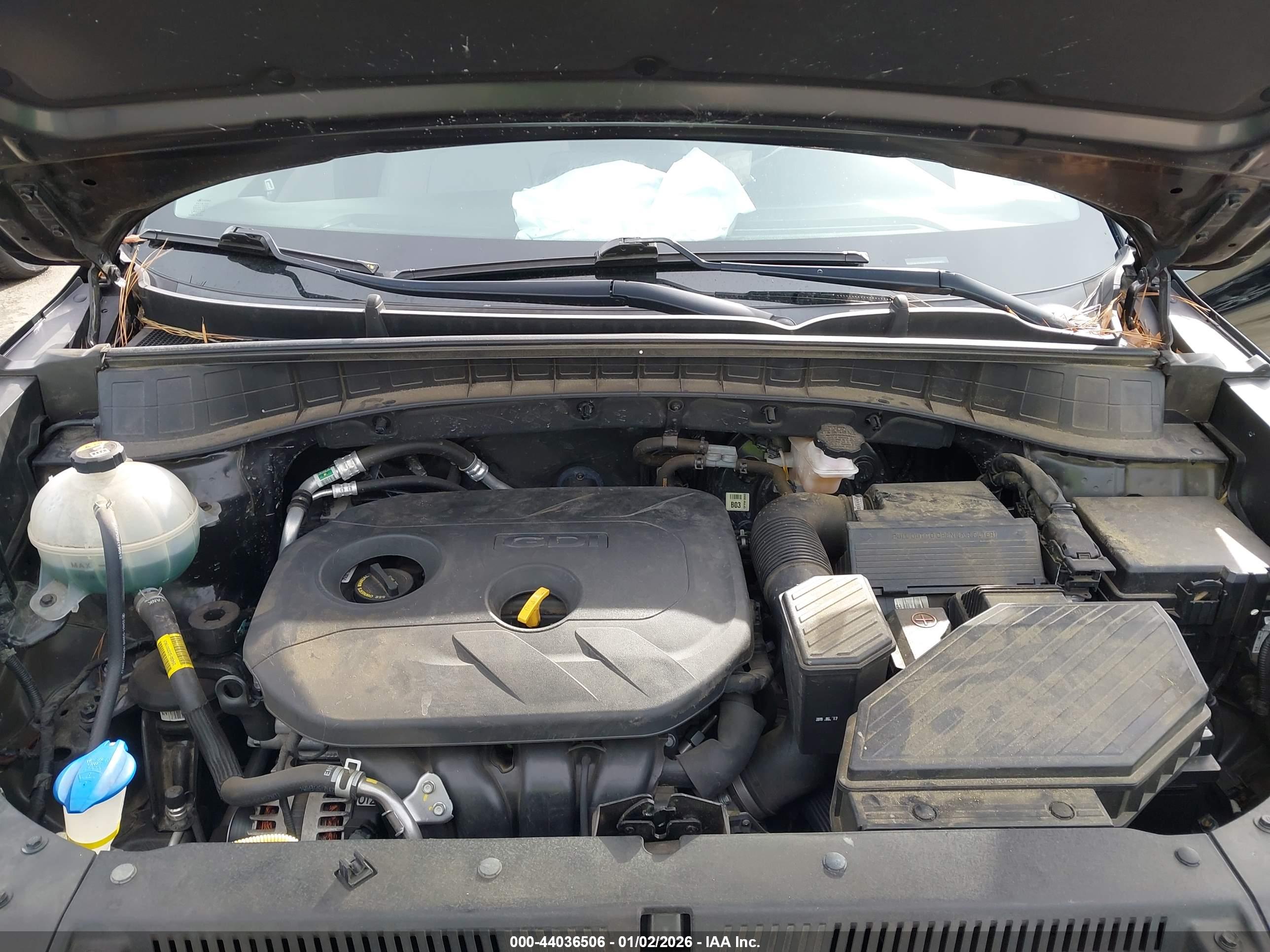 HYUNDAI TUCSON image 10