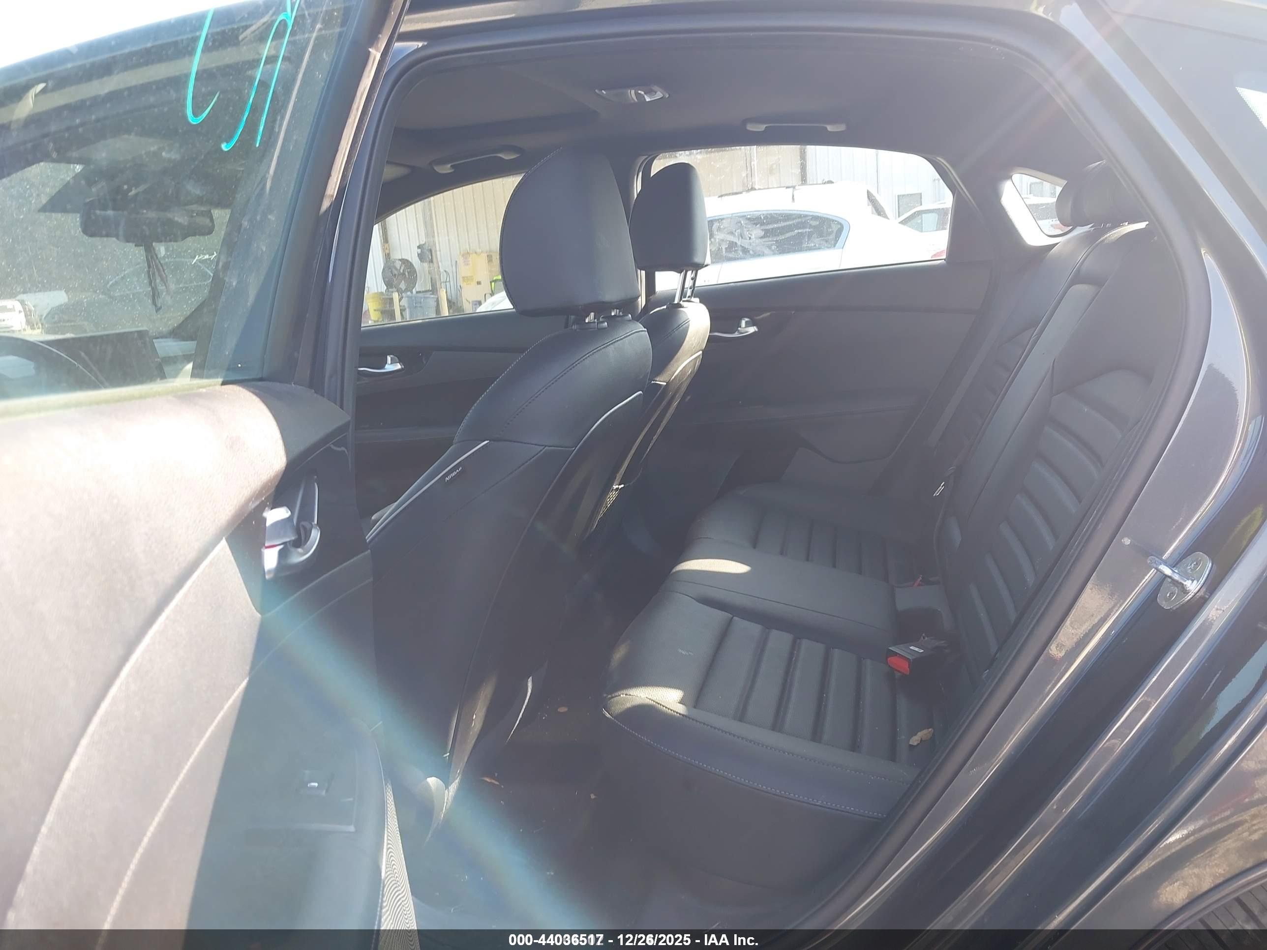 KIA FORTE image 8