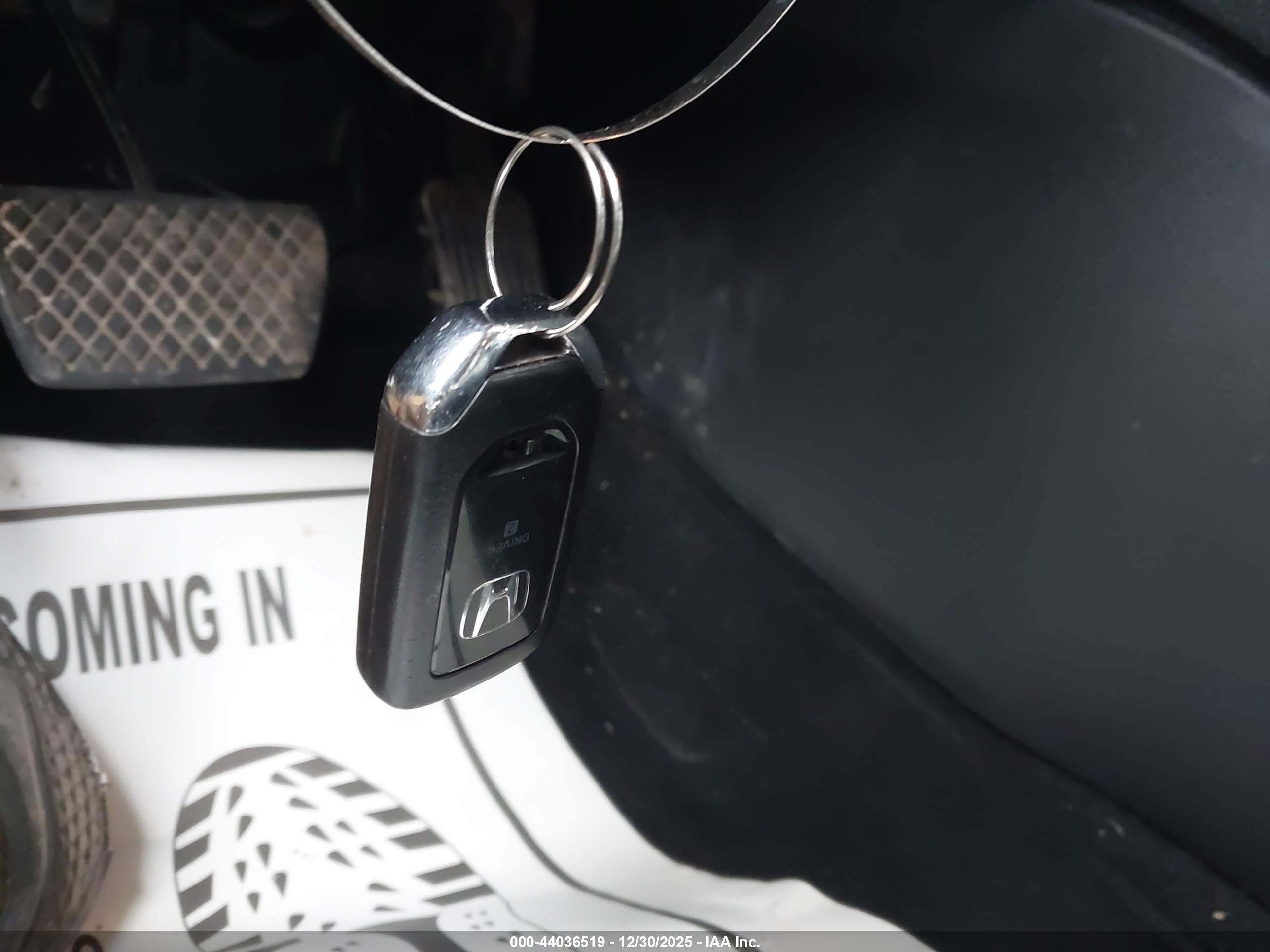 HONDA CR-V image 11
