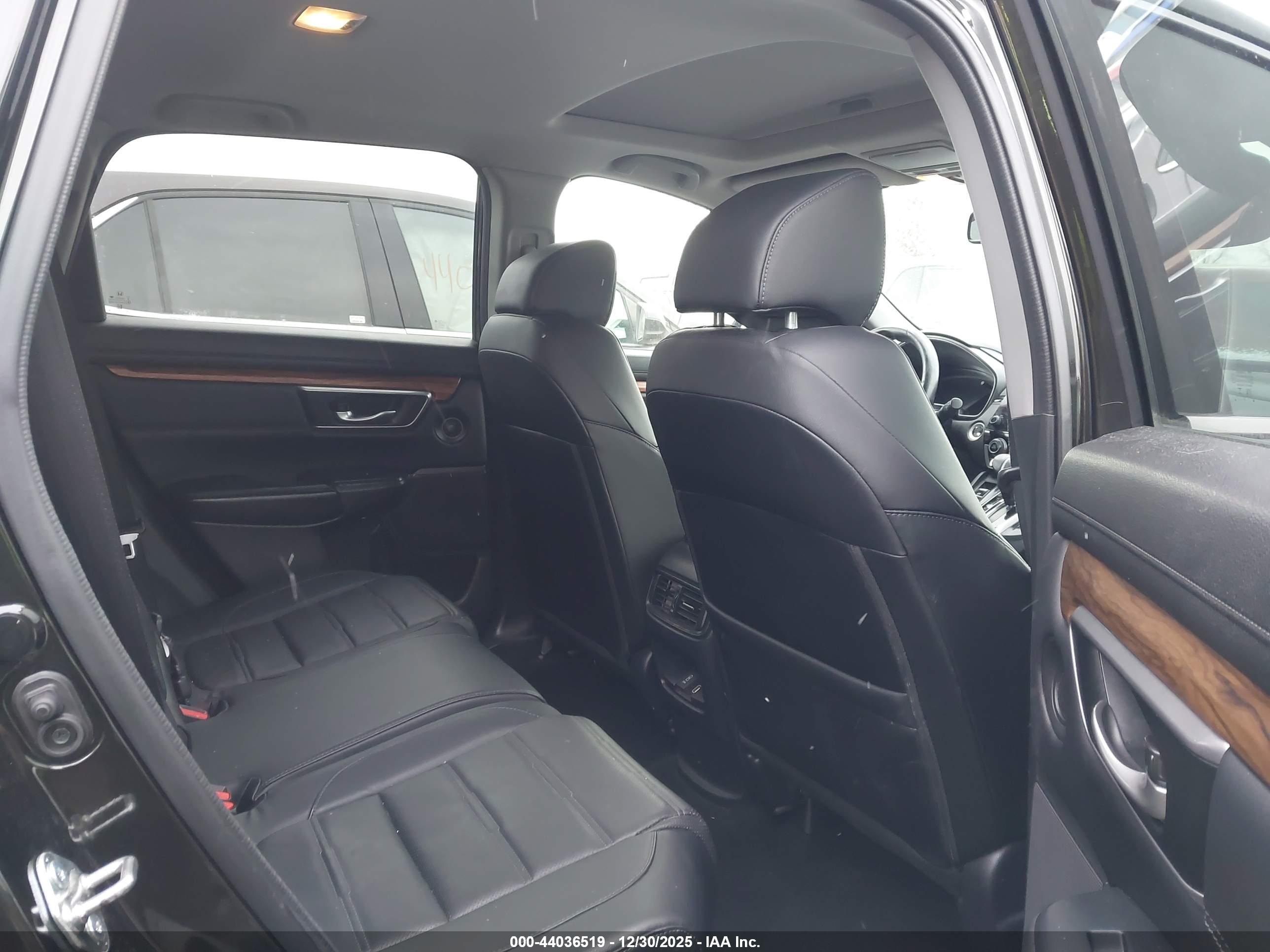 HONDA CR-V image 8