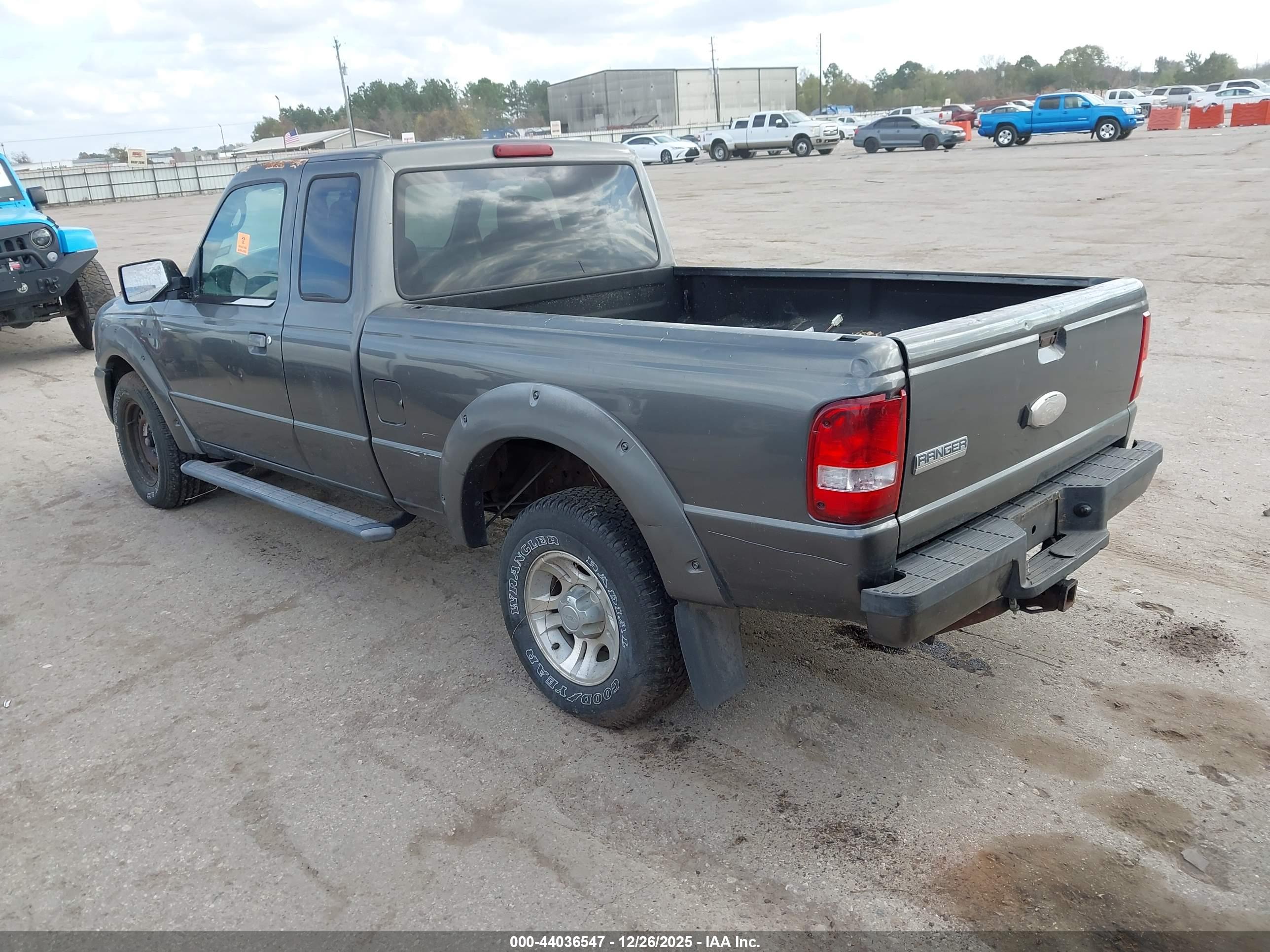 FORD RANGER image 3