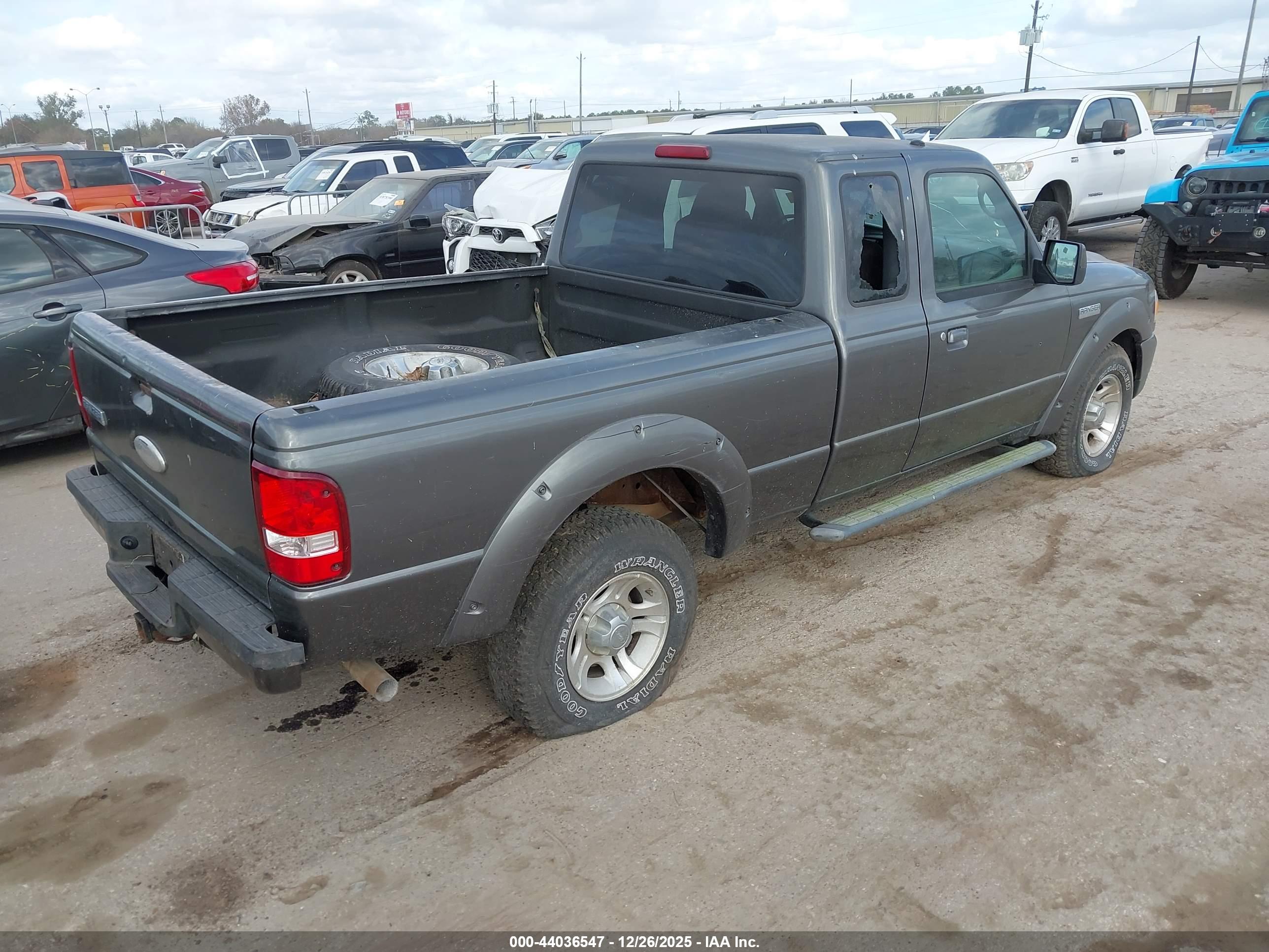 FORD RANGER image 4