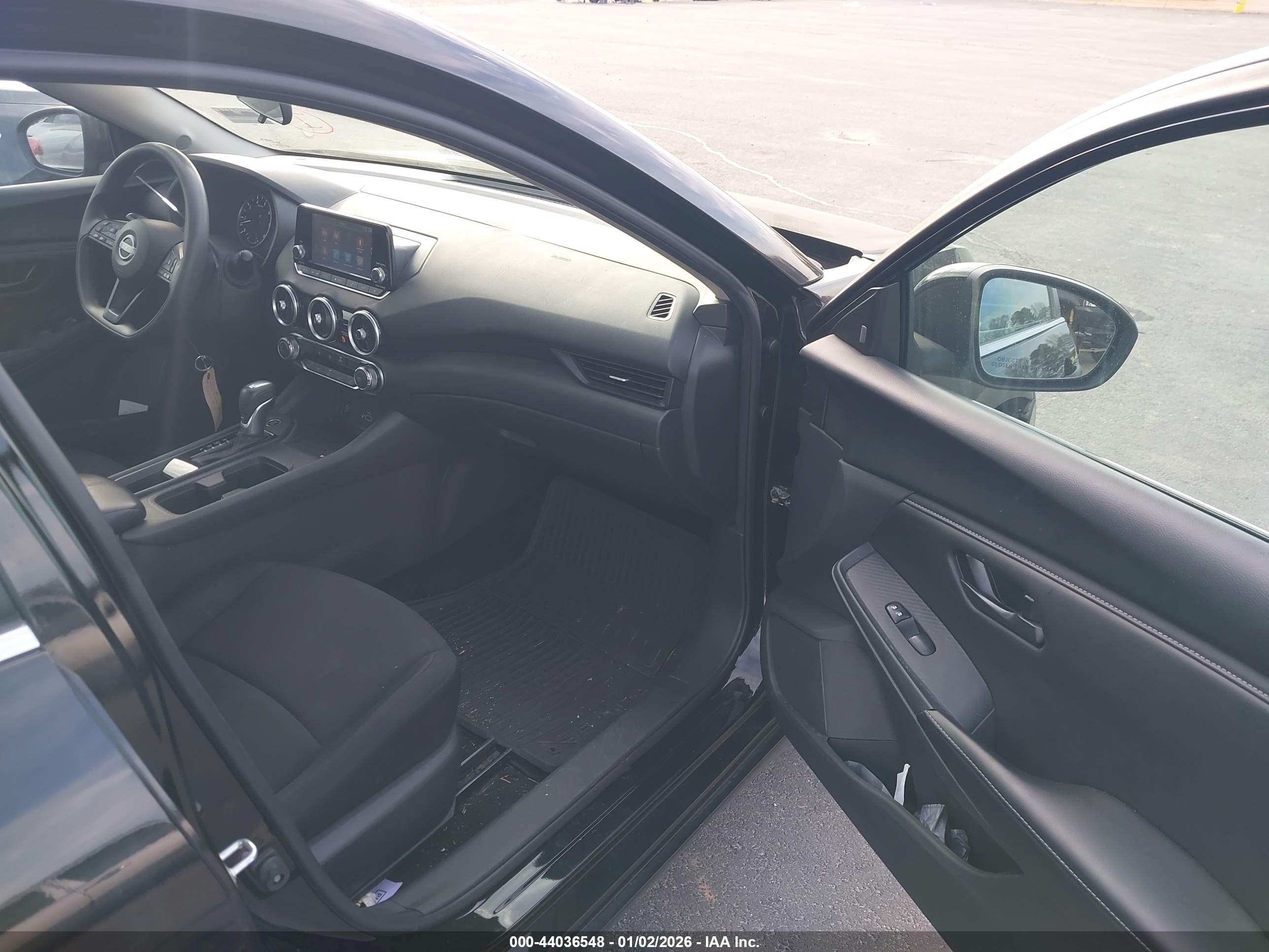 NISSAN SENTRA image 5