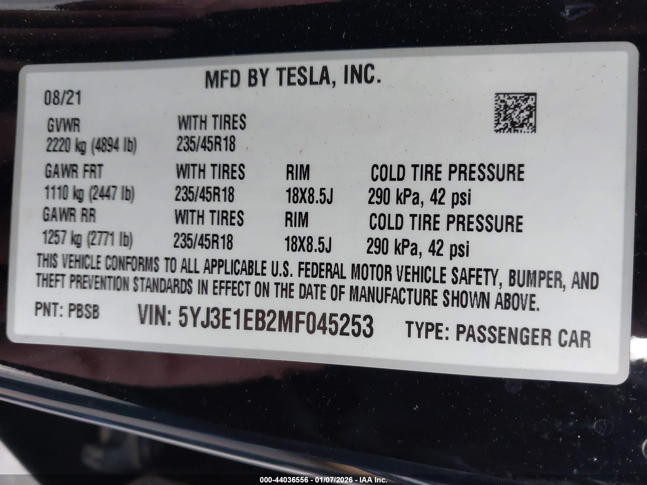 TESLA MODEL image 9