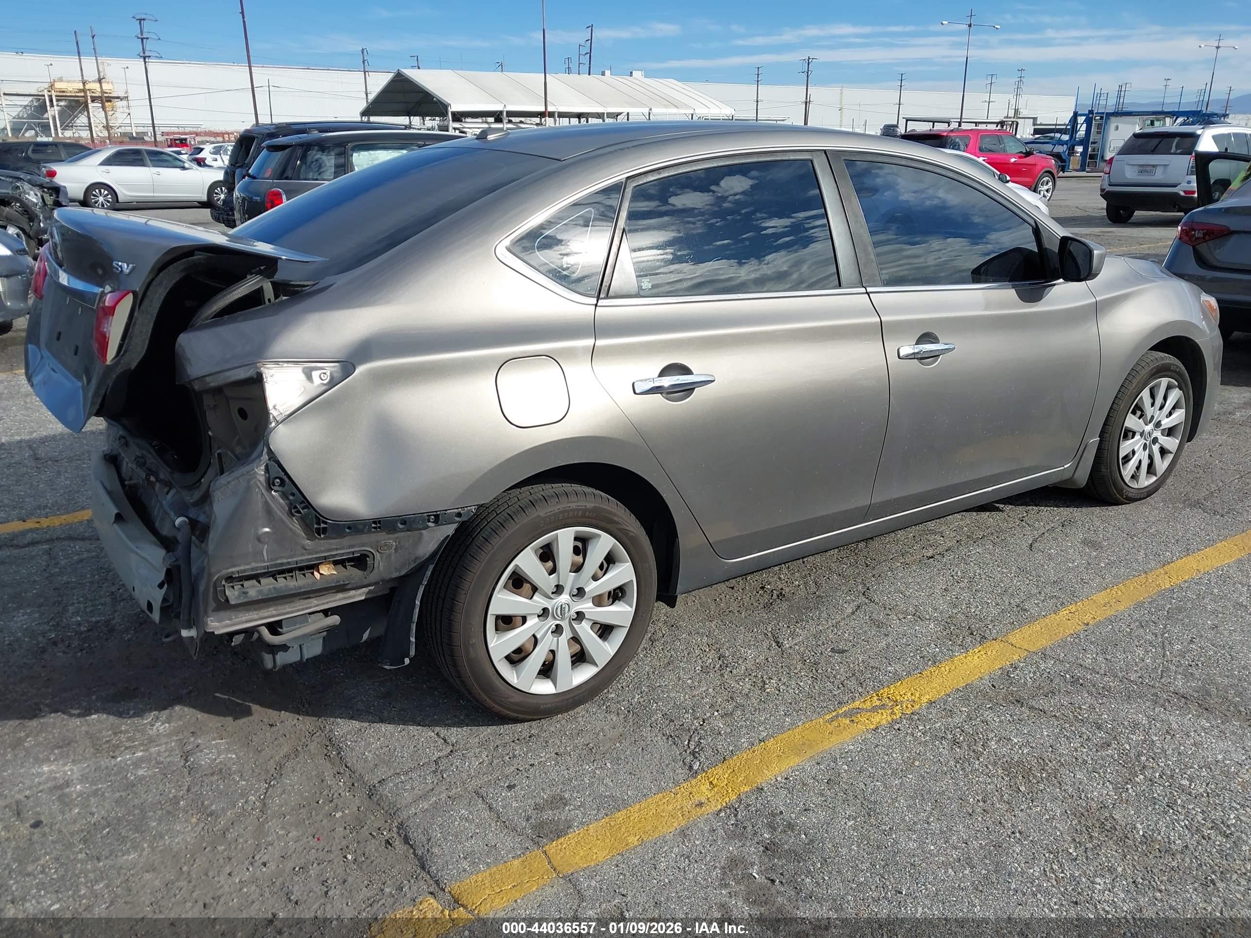 NISSAN SENTRA image 4
