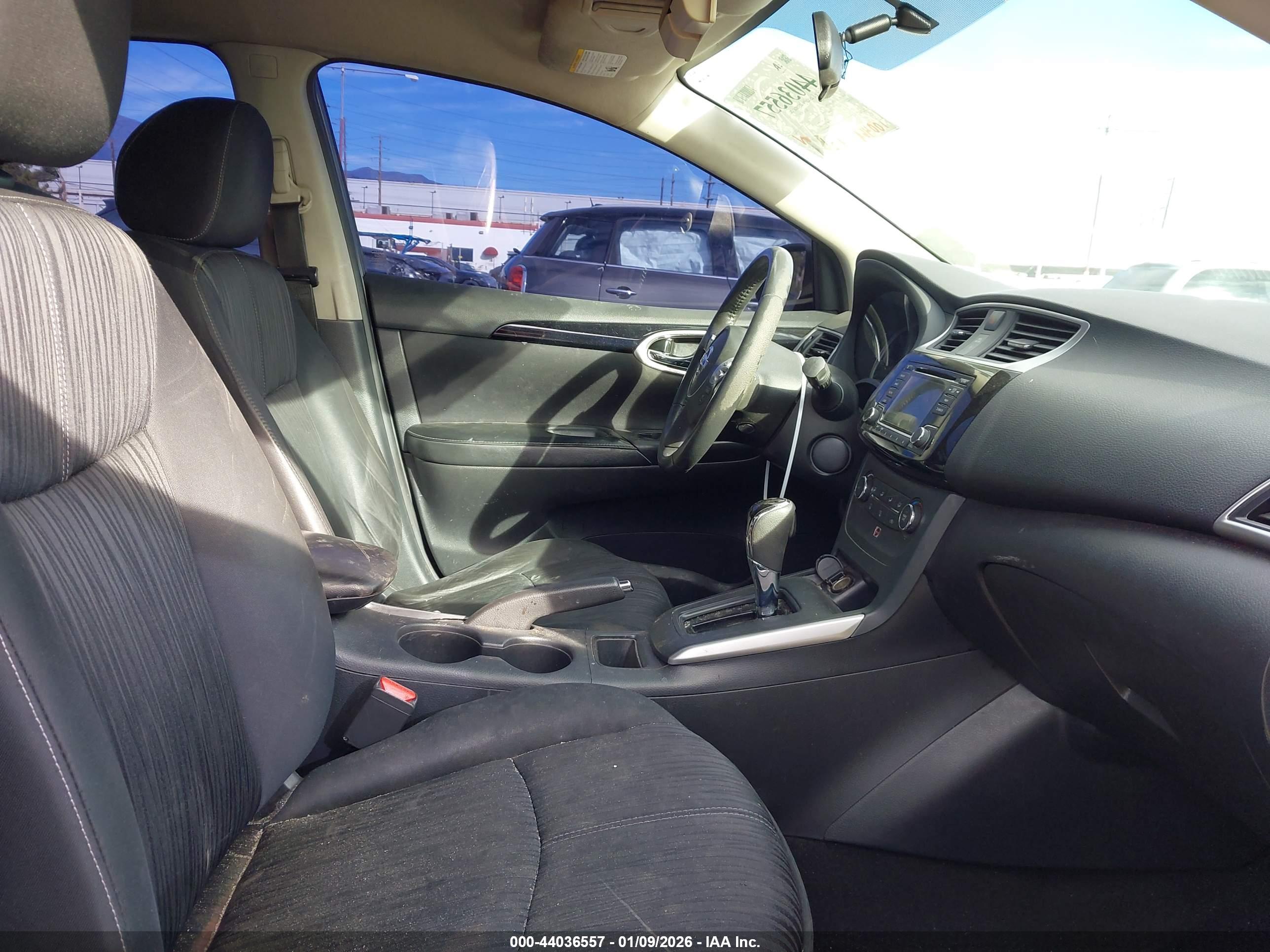 NISSAN SENTRA image 5