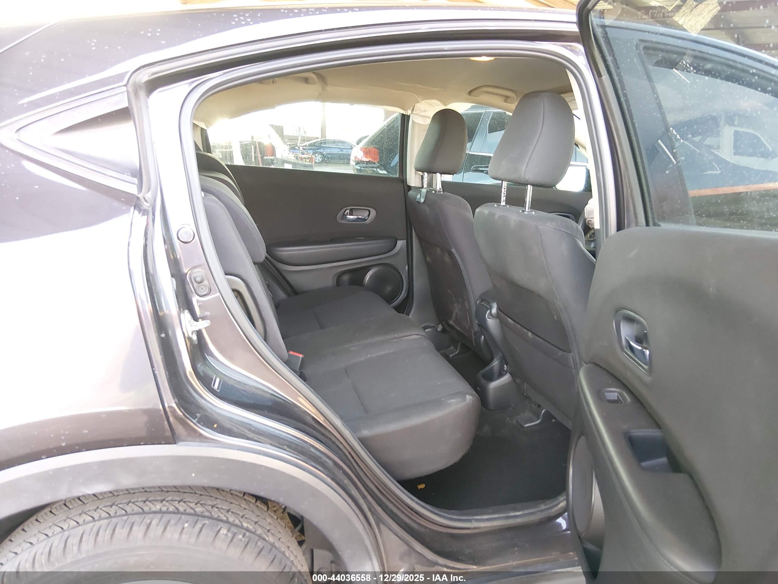 HONDA HR-V image 8