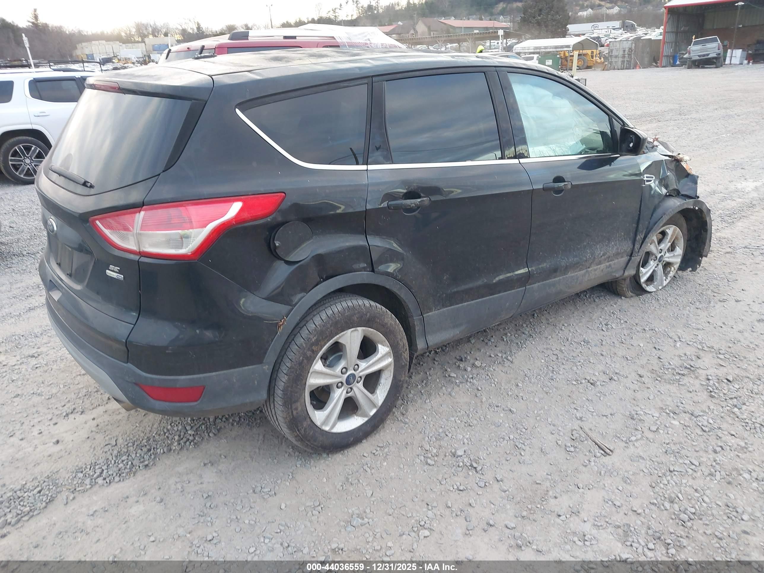FORD ESCAPE image 4