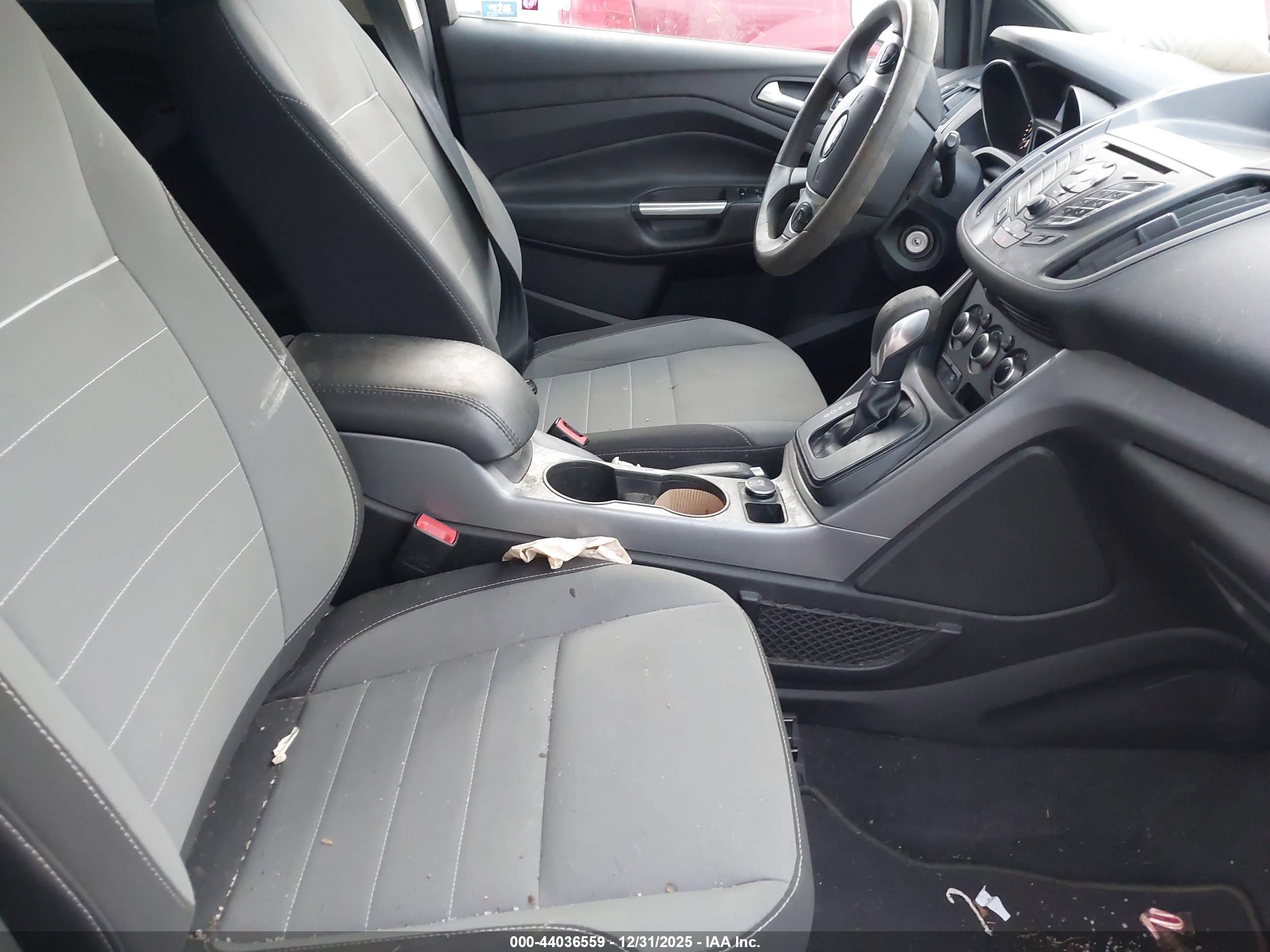 FORD ESCAPE image 5