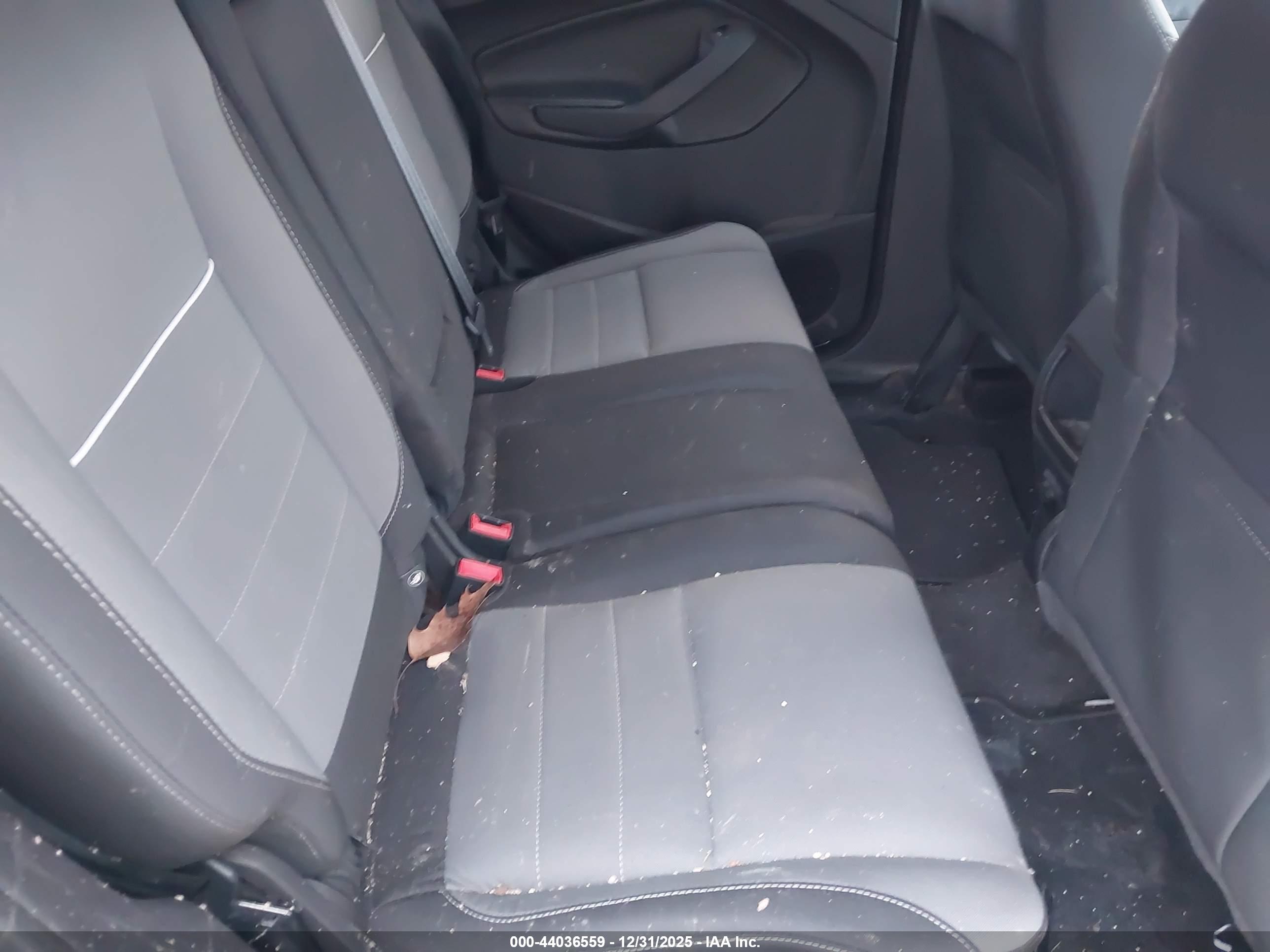 FORD ESCAPE image 8