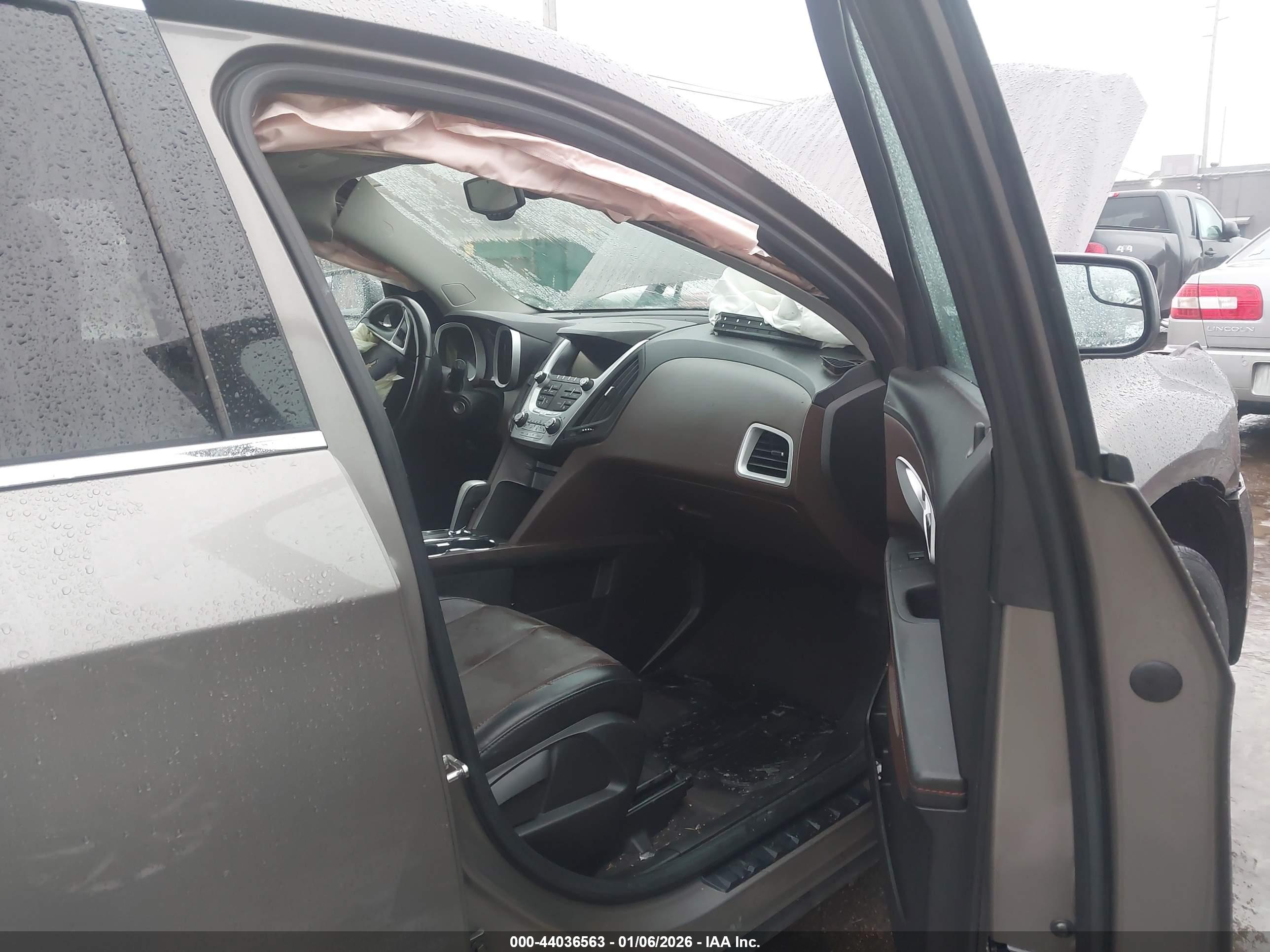 CHEVROLET EQUINOX image 5
