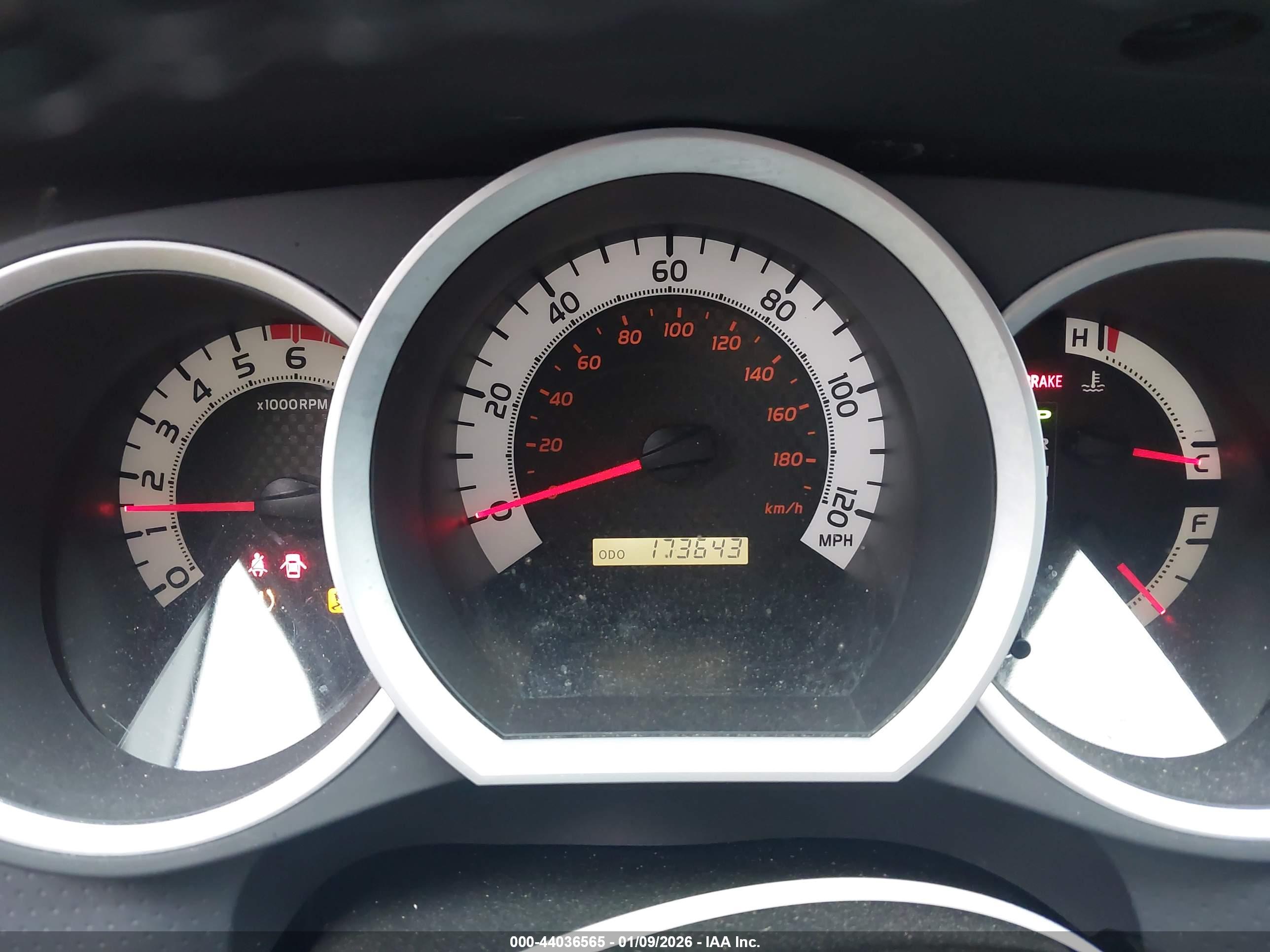 TOYOTA TACOMA image 7