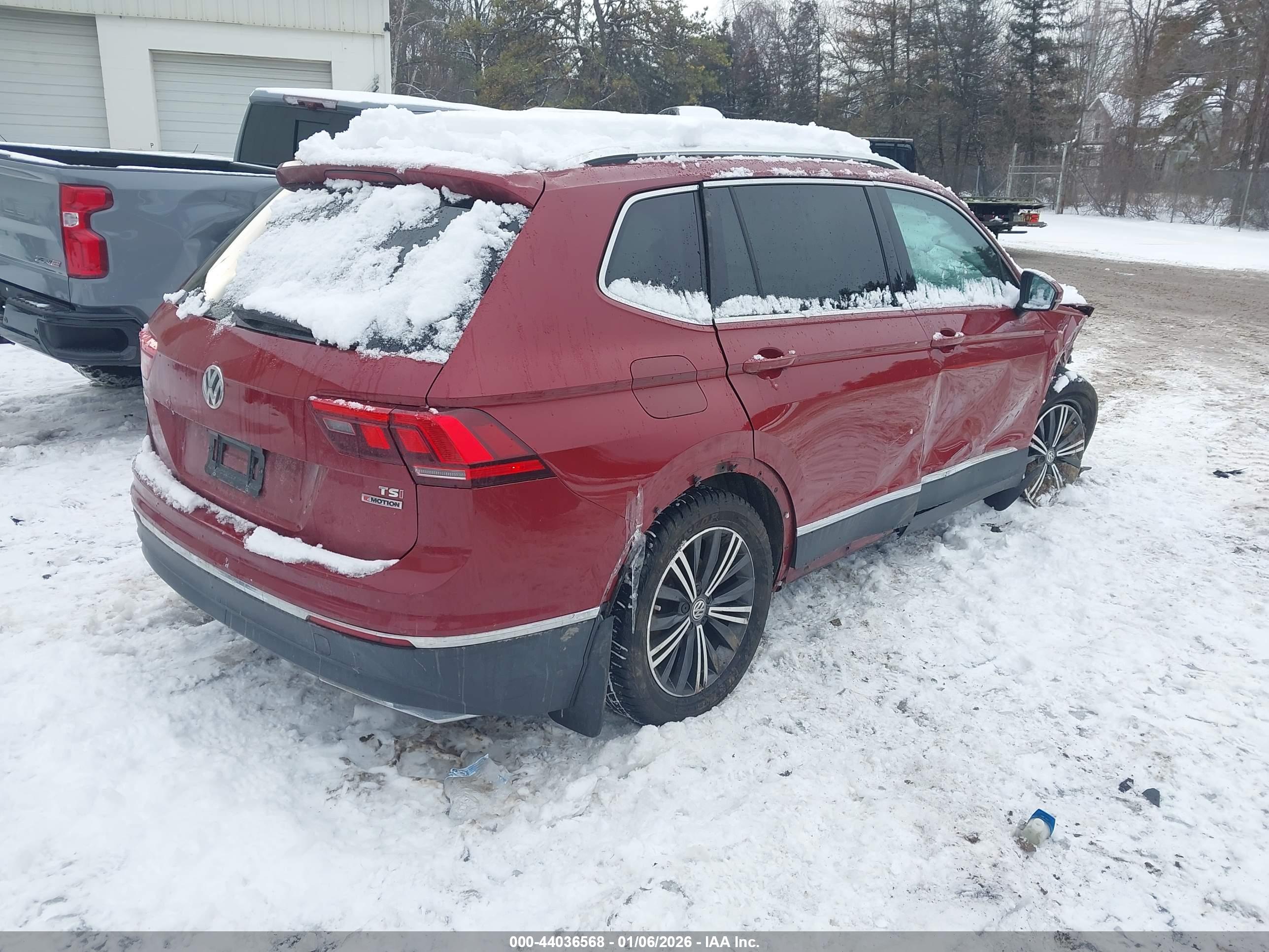 VOLKSWAGEN TIGUAN image 4