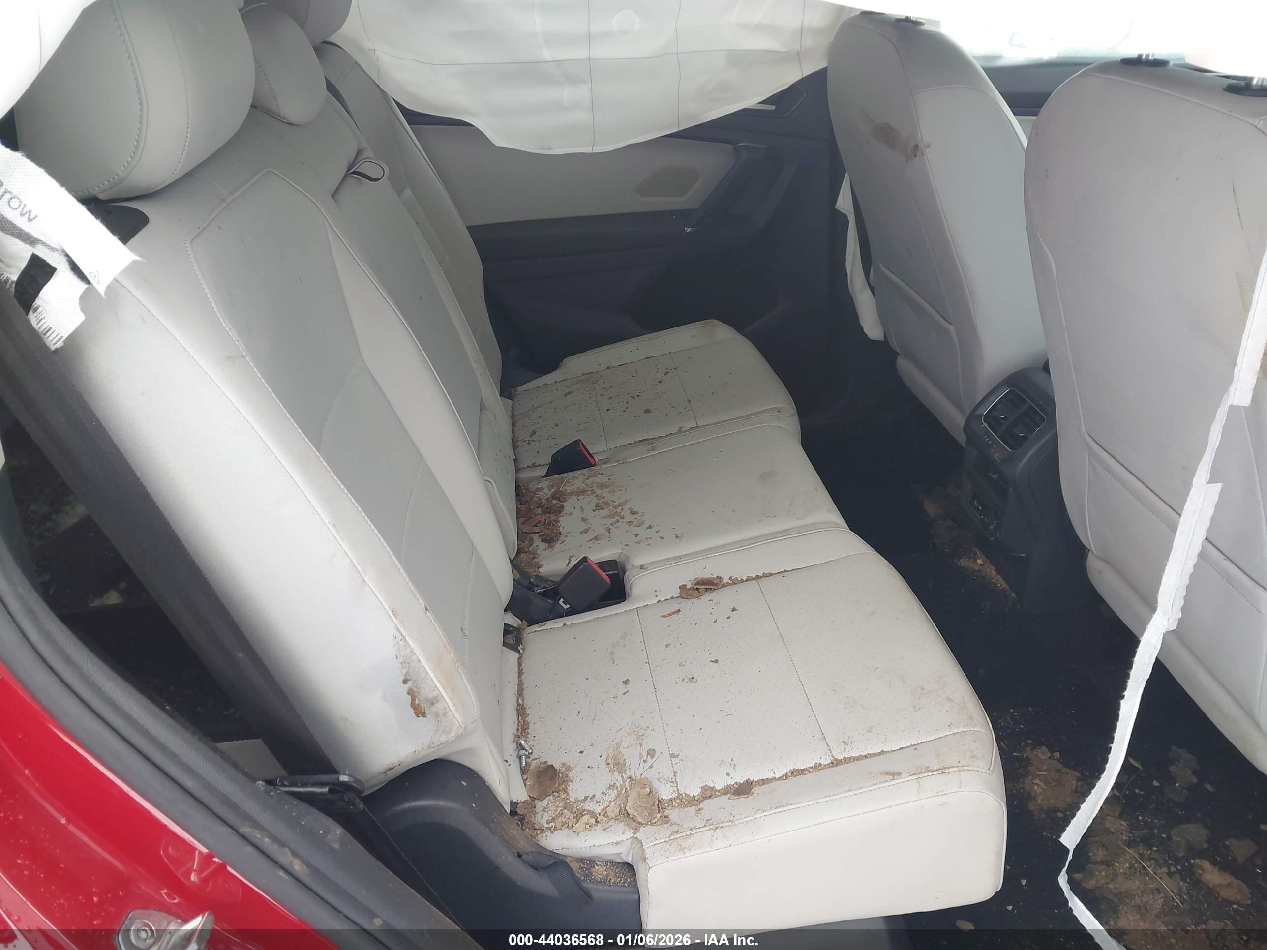VOLKSWAGEN TIGUAN image 8