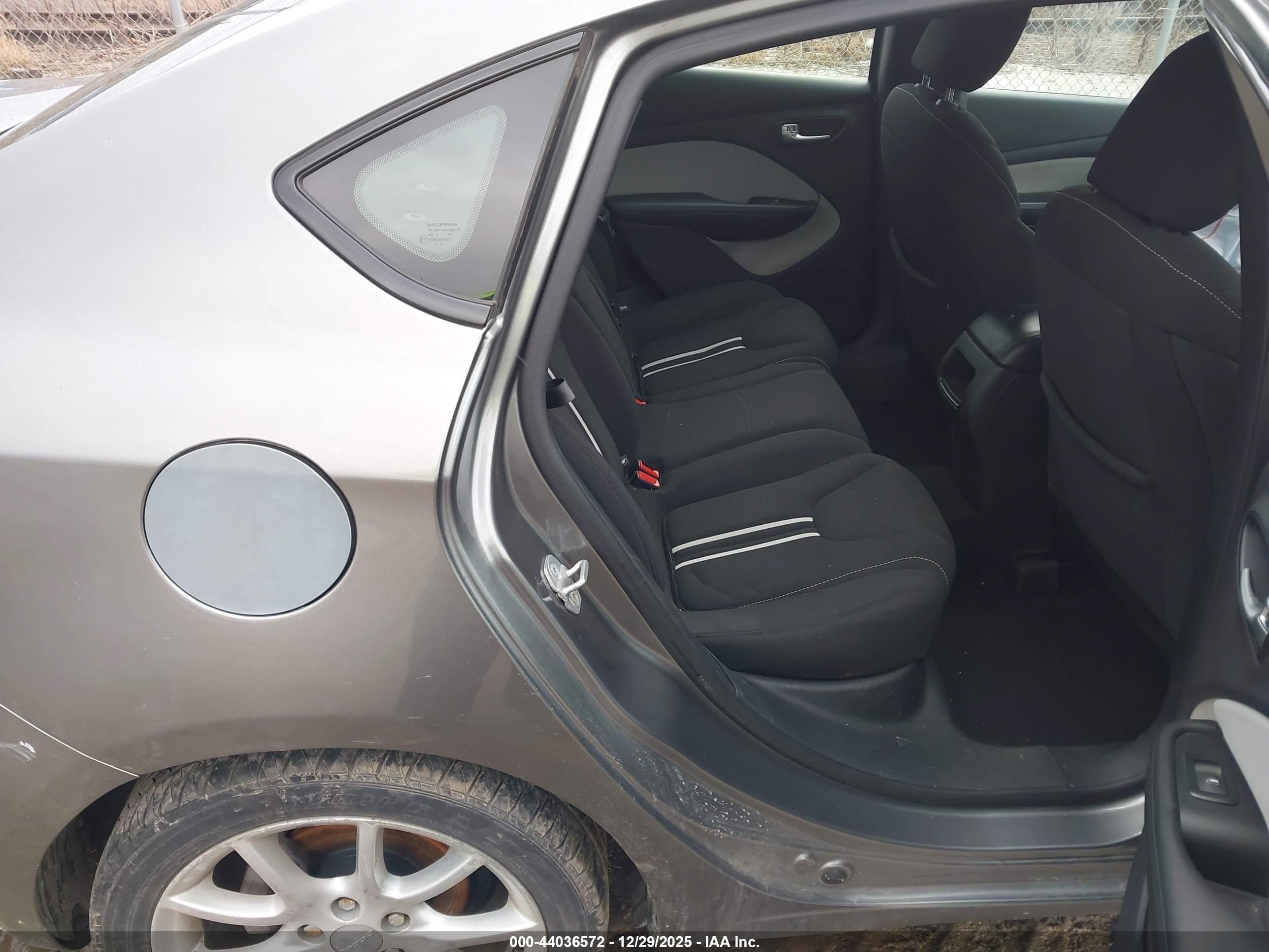 DODGE DART image 8