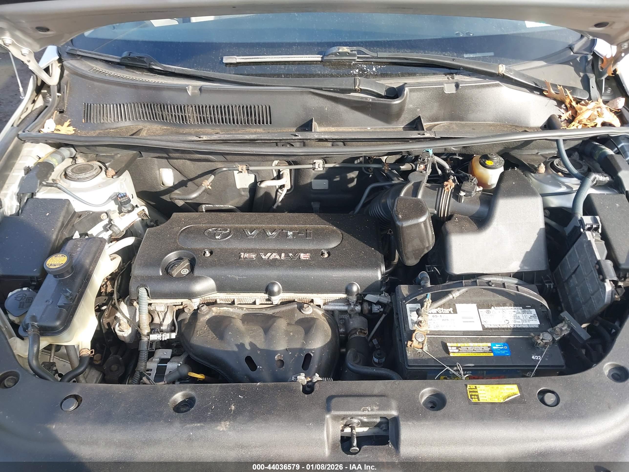 TOYOTA RAV4 image 10
