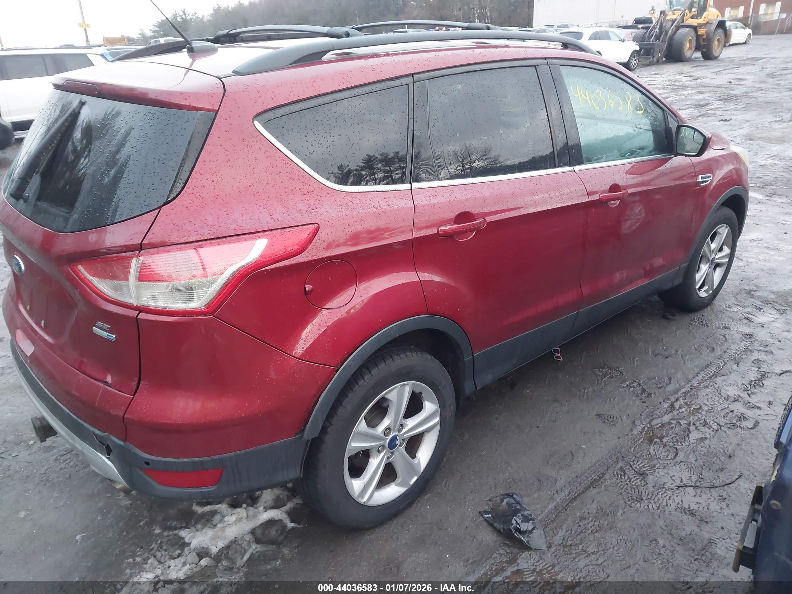 FORD ESCAPE image 4