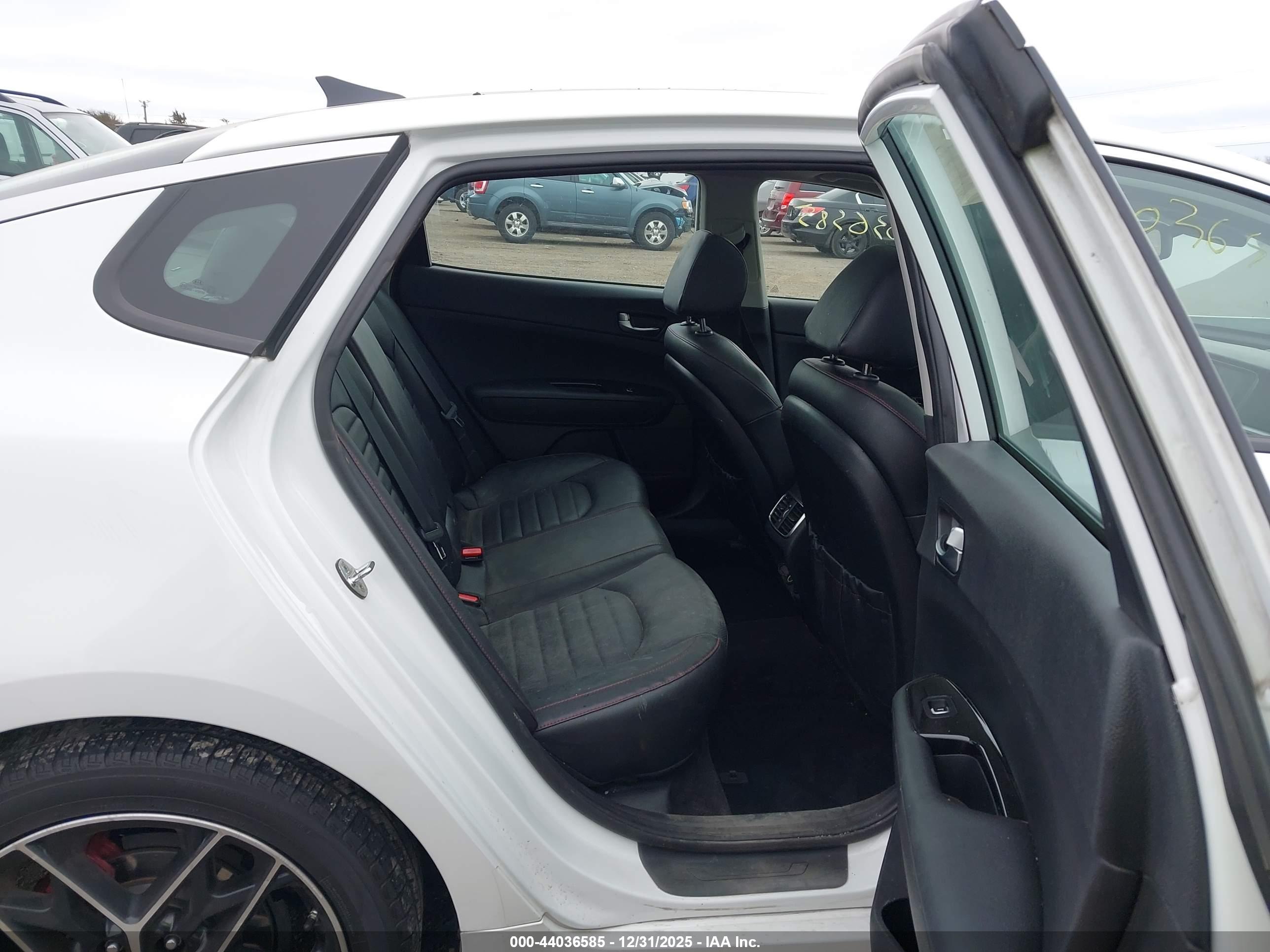 KIA OPTIMA image 8