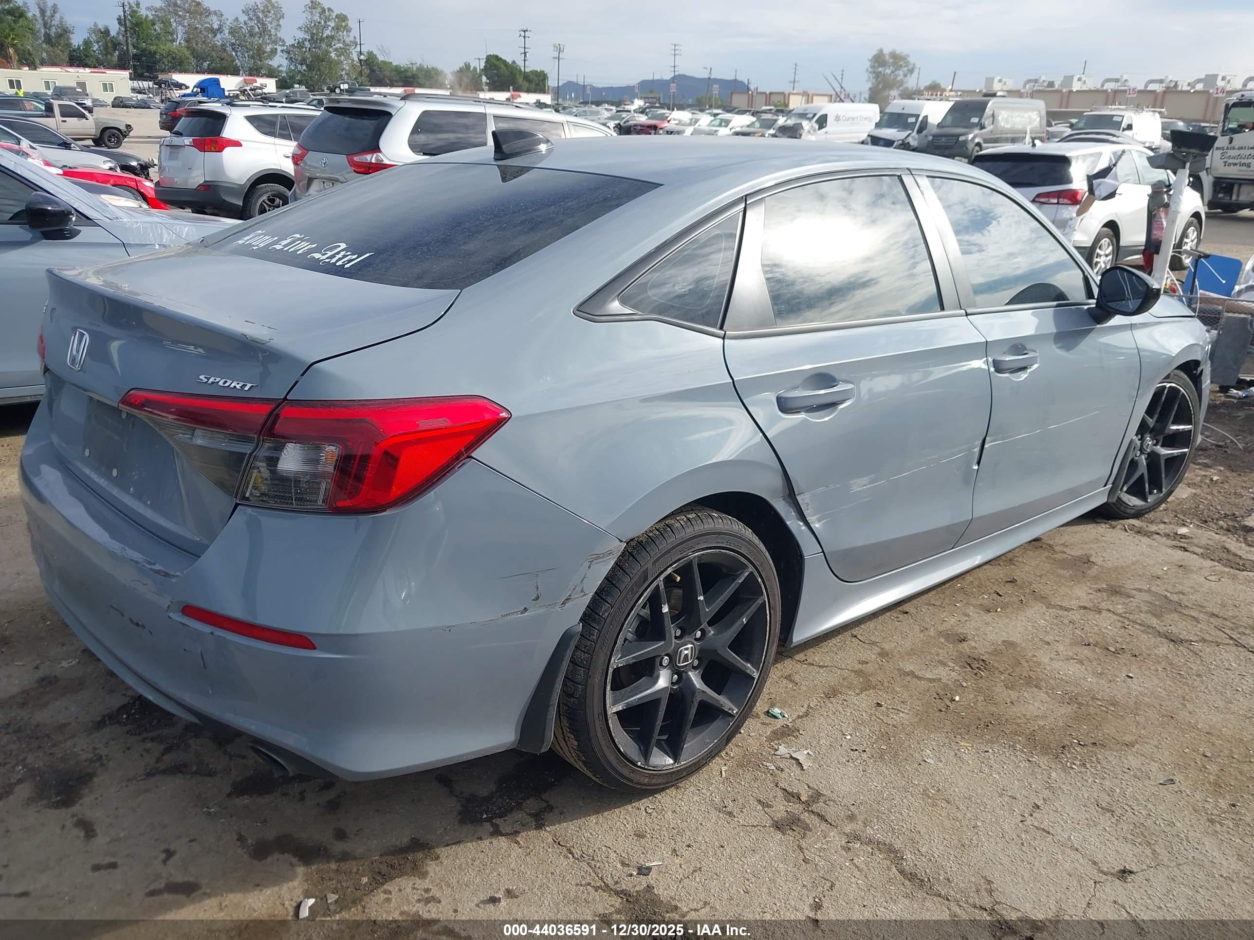 HONDA CIVIC image 4